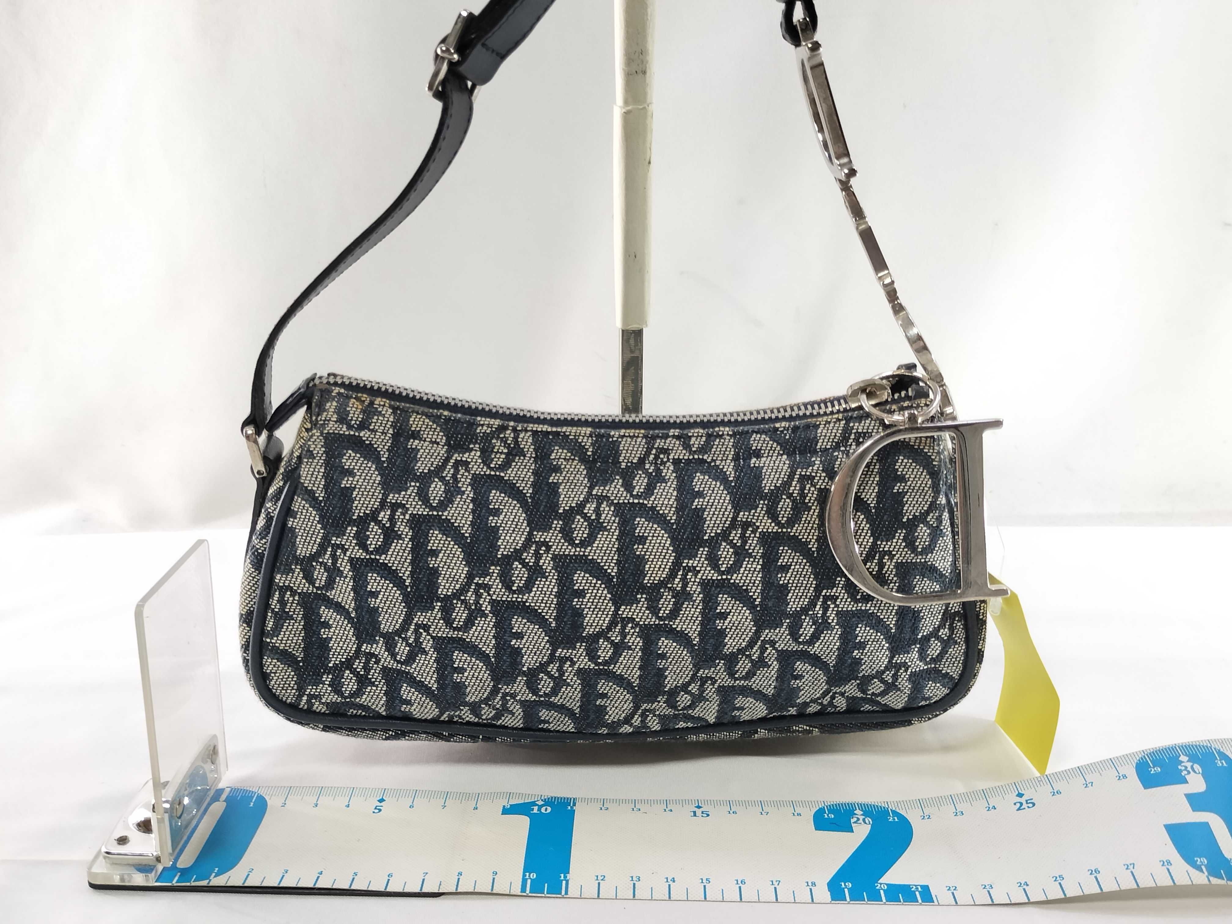 Trotter Logo Chain One-Shoulder Bag — view 2