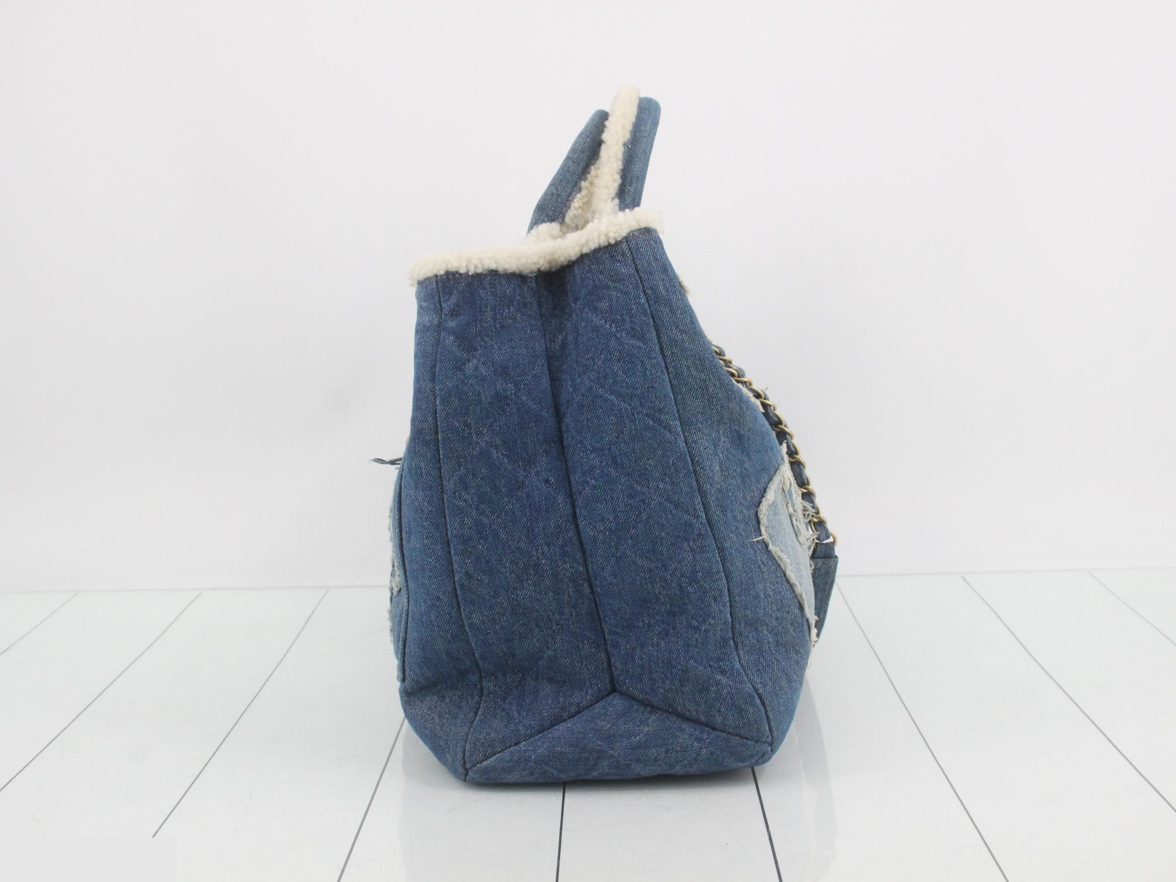 denim shearling Coco Mark chain tote bag — view 4