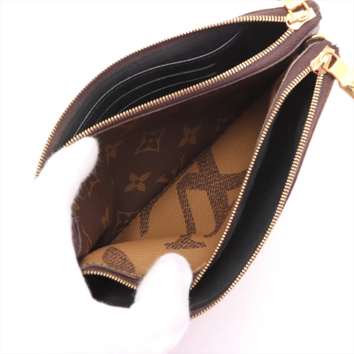 Giant Monogram Reverse Pochette Double Zip M69203 GI0230 Brown RFID Reactive — view 8