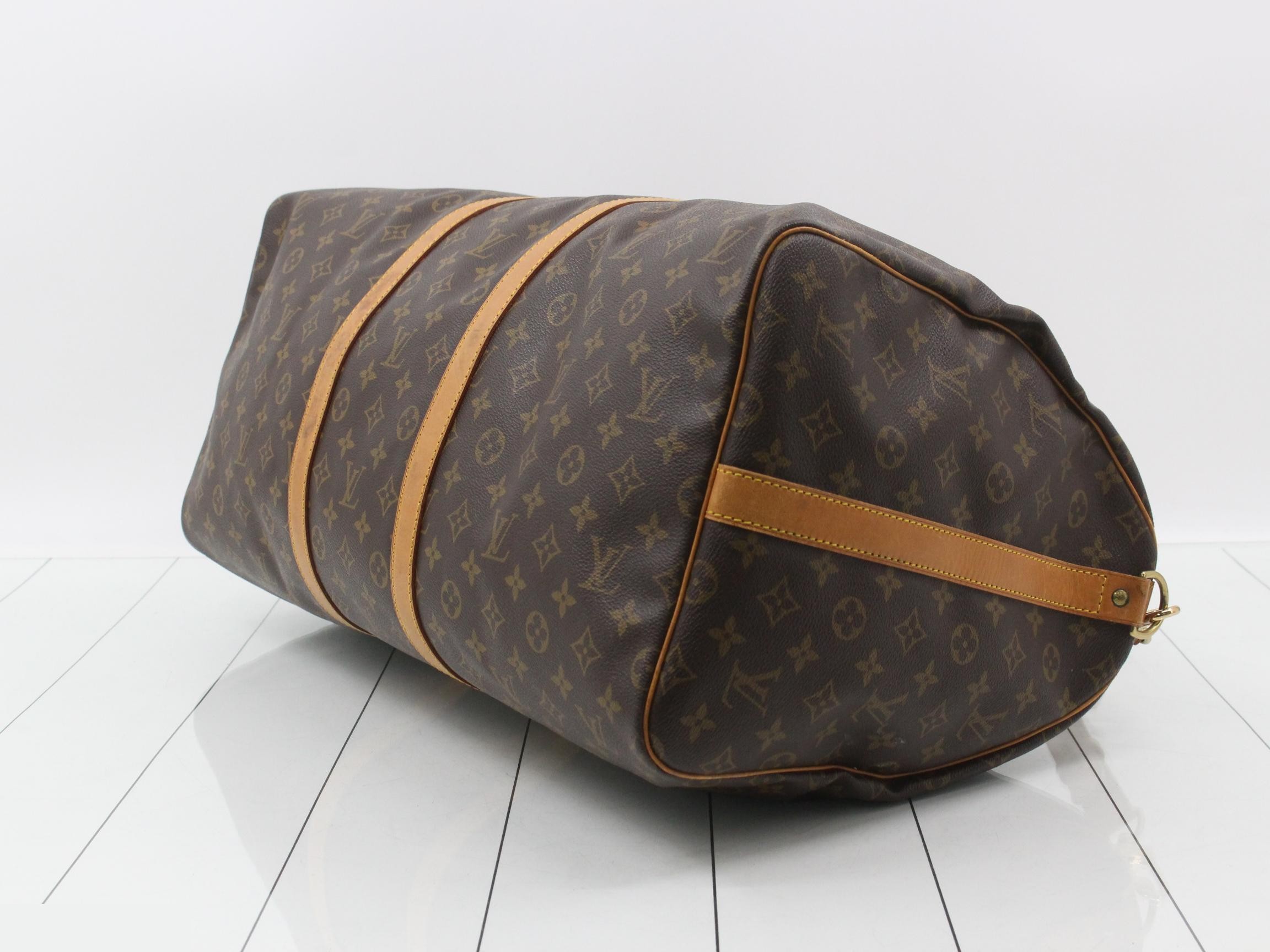 Keepall Bandouliere 55: Shoulder strap, padlock, 2 keys, name tag. — view 6