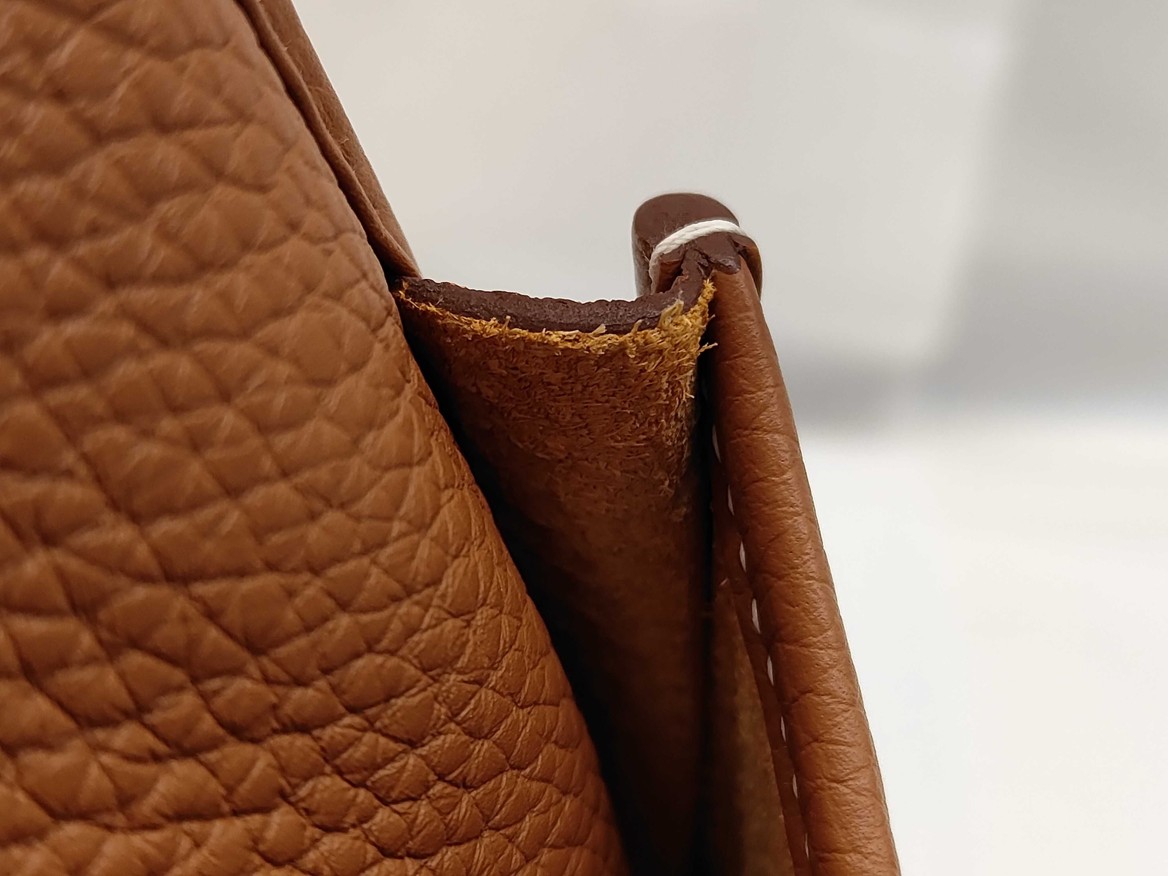 Evelyne 3PM Taurillon leather, gold, silver hardware, K stamp, shoulder bag — view 9