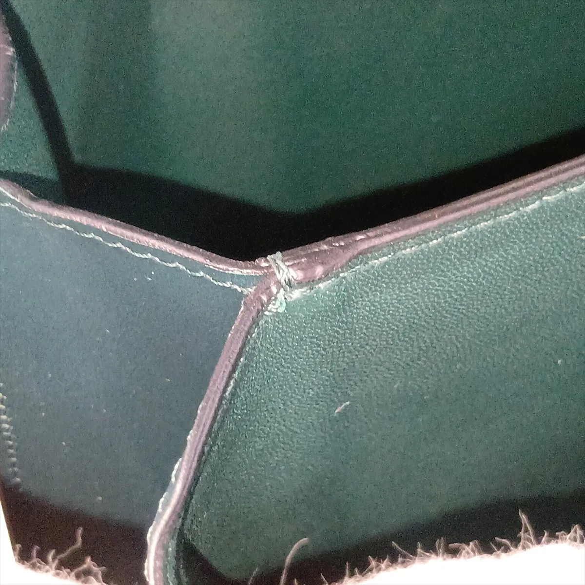 Classic Box Leather Shoulder Bag, Green — view 13