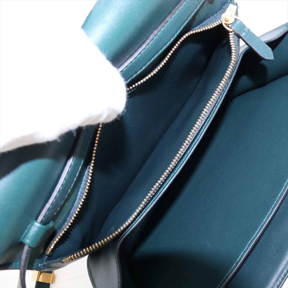 Classic Box Leather Shoulder Bag, Green — view 10