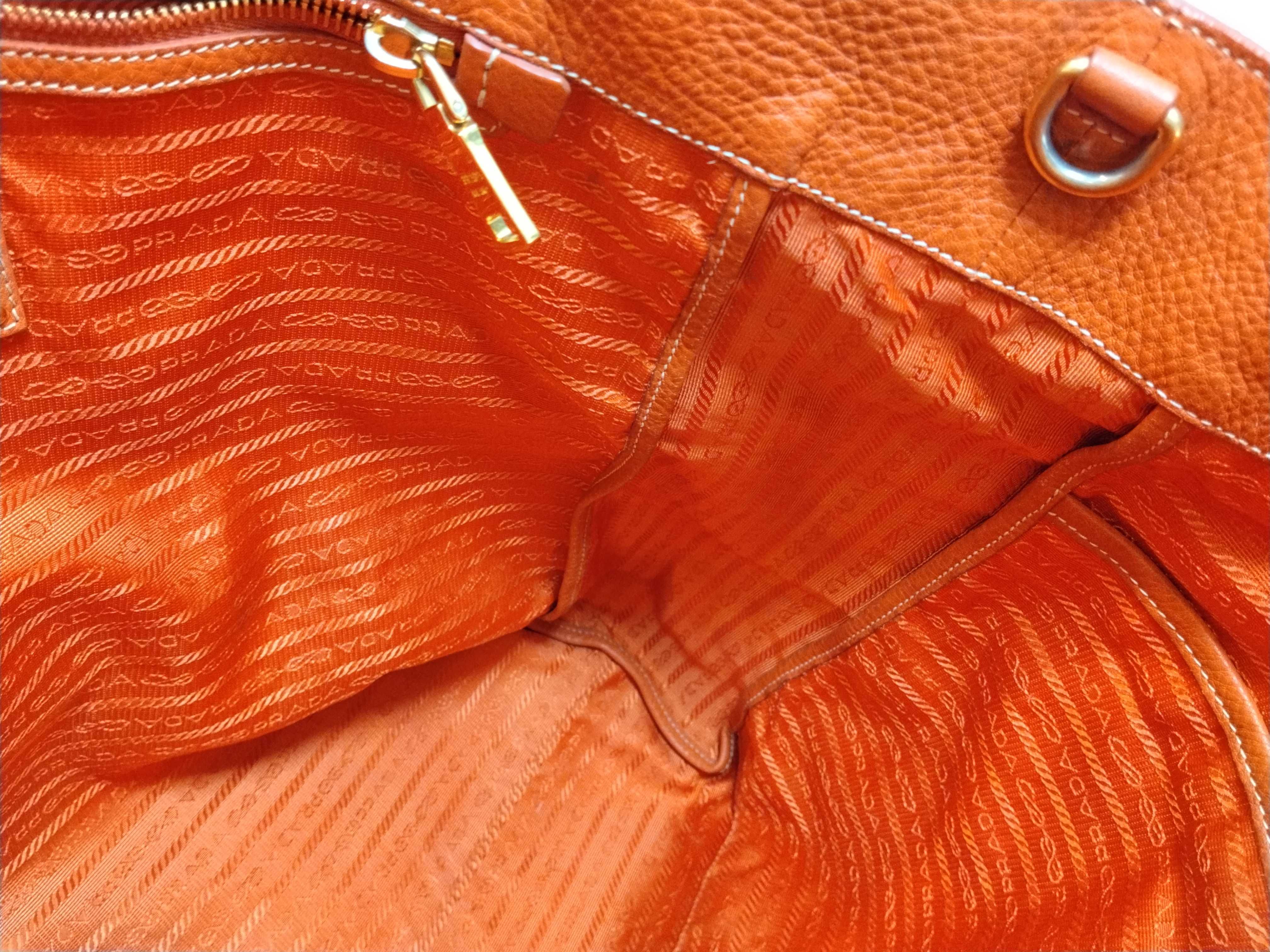 Vitello Daino 2-Way Tote Bag (Handbag) — view 10