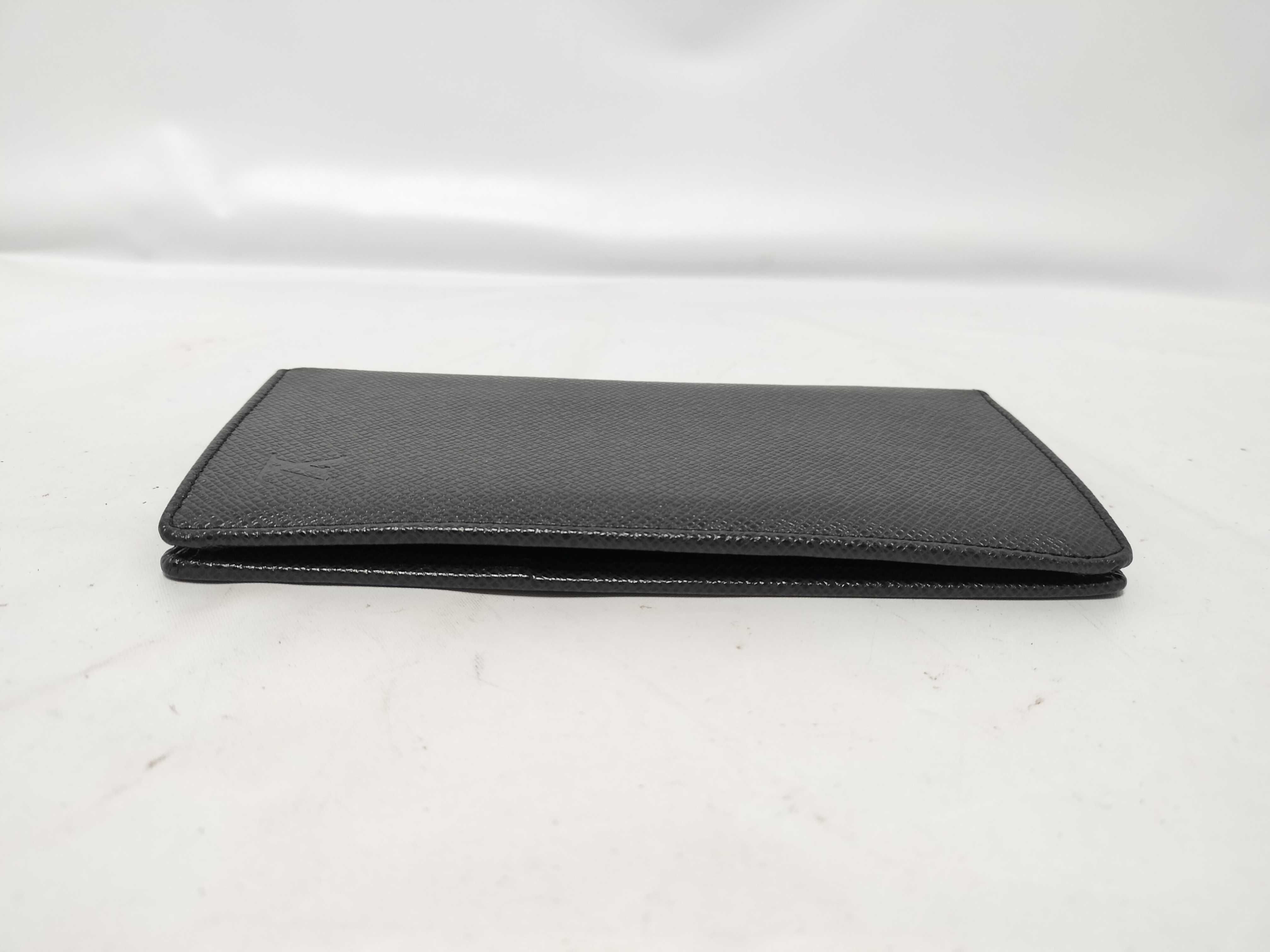 Taiga Plaza Leather Long Wallet Black Serial Number — view 4