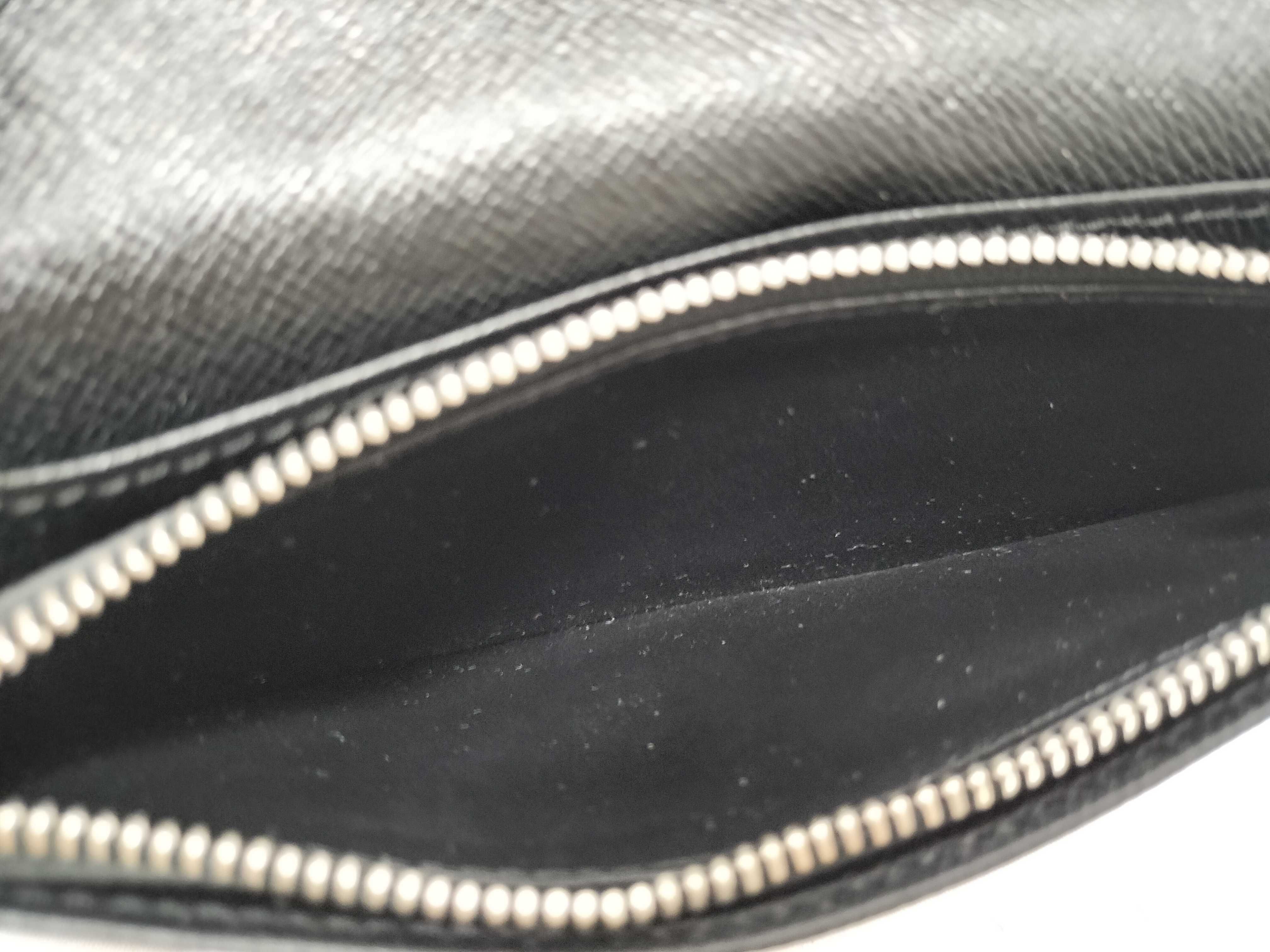 Taiga Plaza Leather Long Wallet Black Serial Number — view 10