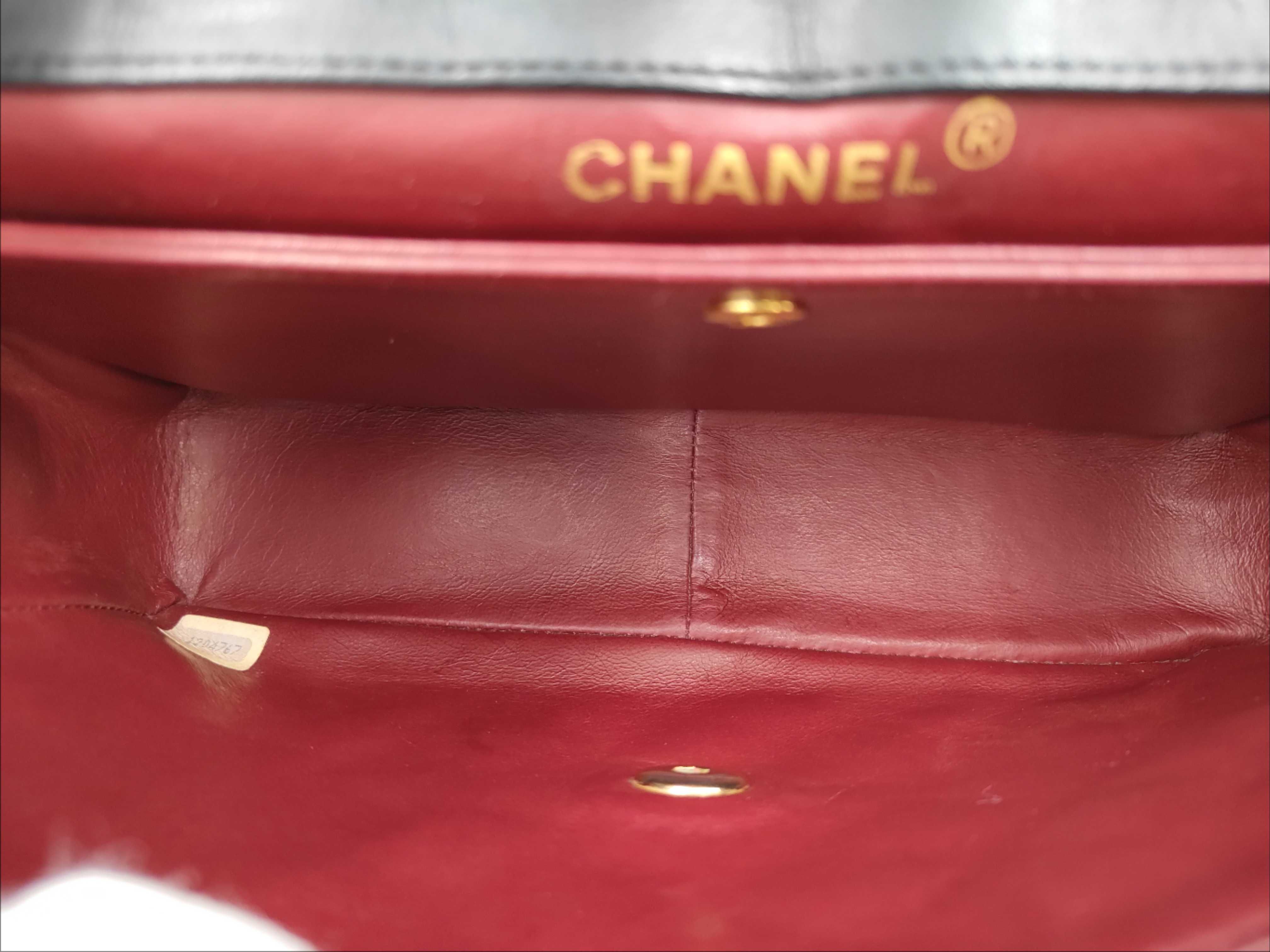 Vintage Matelassé Shoulder Bag — view 9