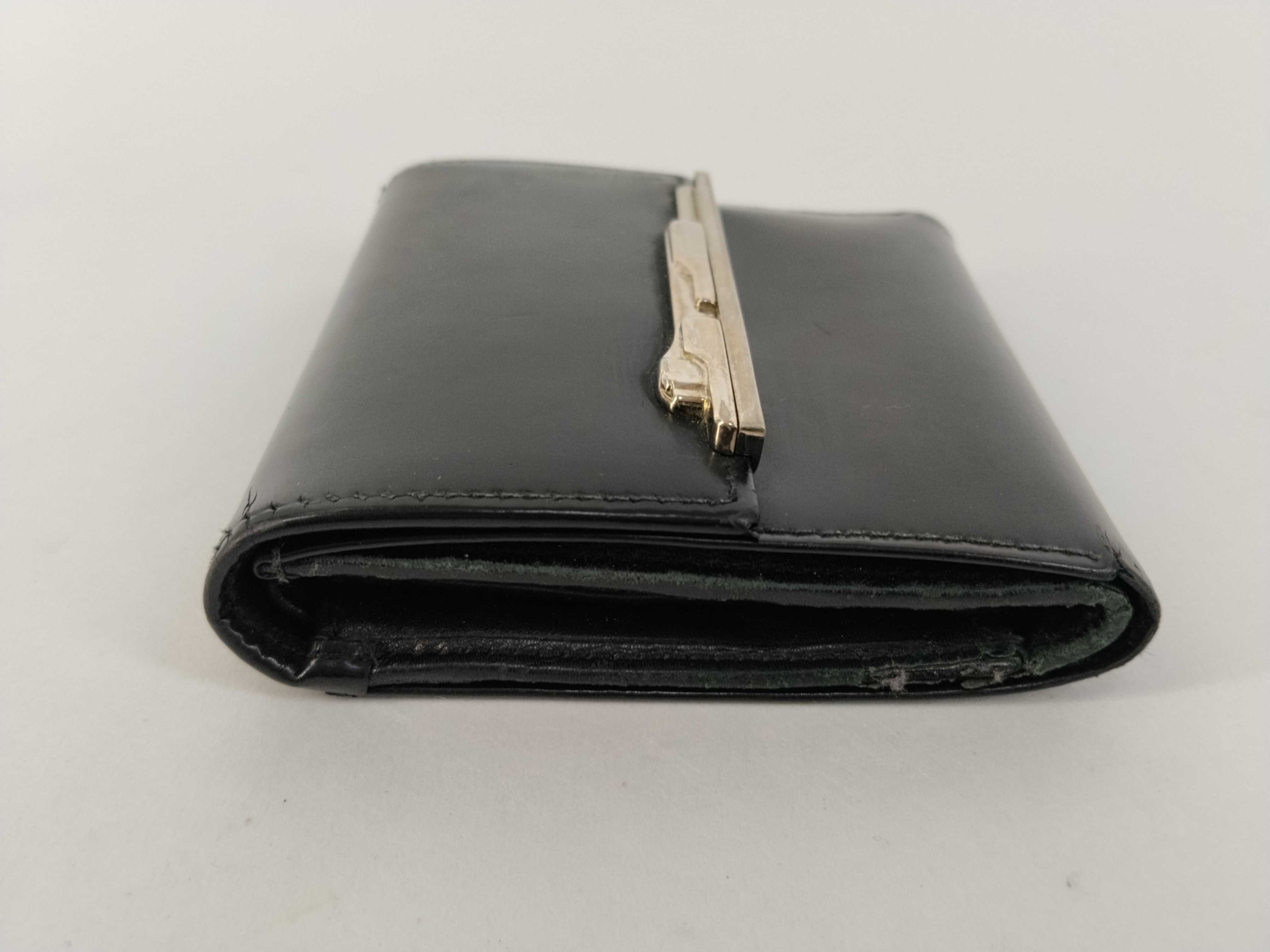Panthère Leather Folding Wallet — view 4