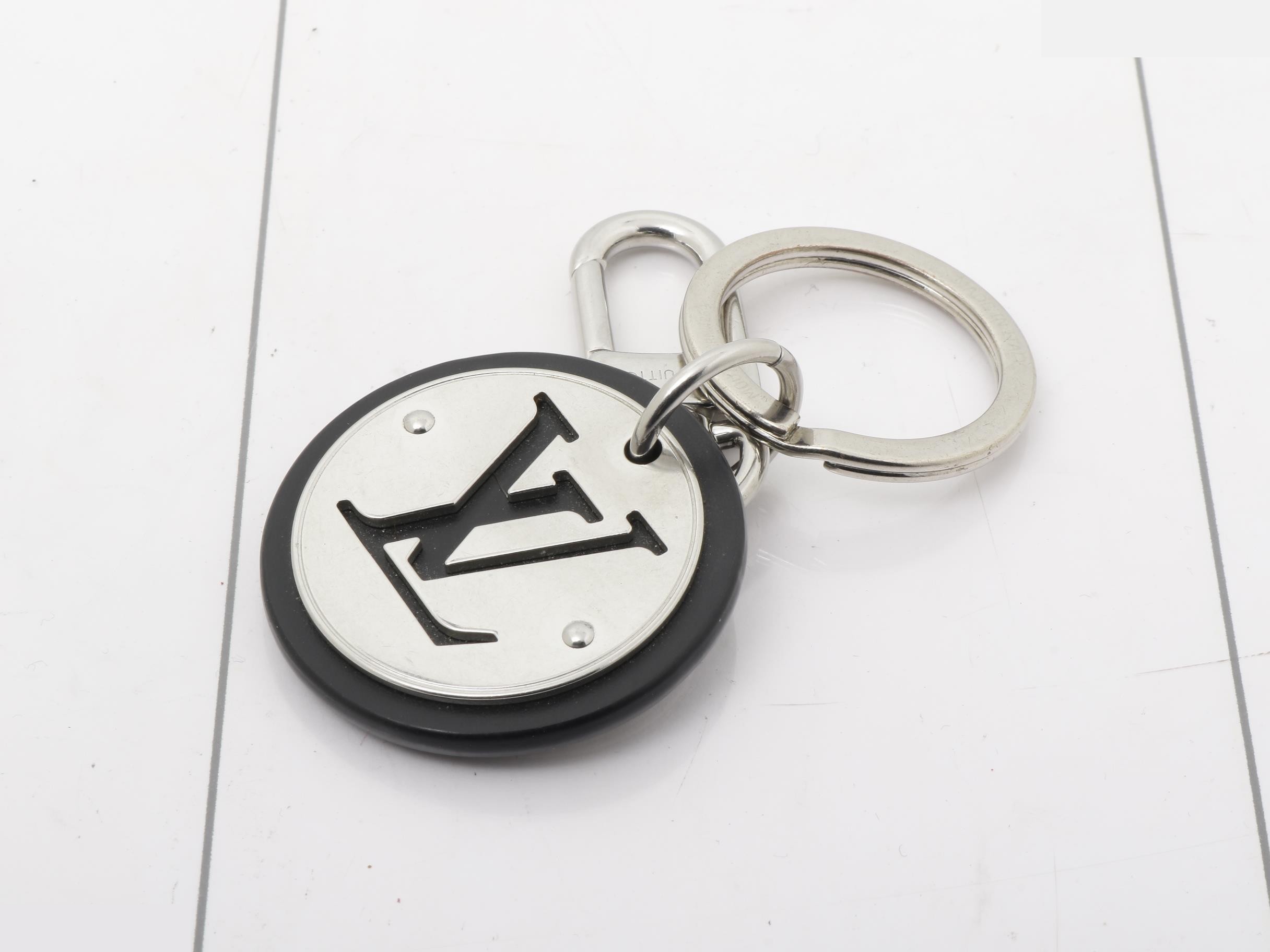 LV circle key chain — view 2