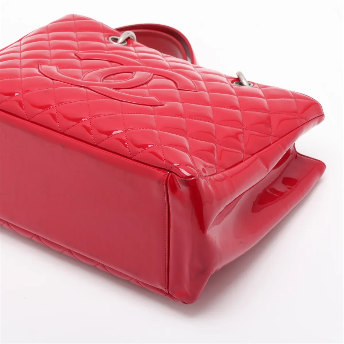 GST Patent Leather Chain Tote Bag, Red, Silver Hardware, 13192565, Serial Number 13-series, A50995 — view 3