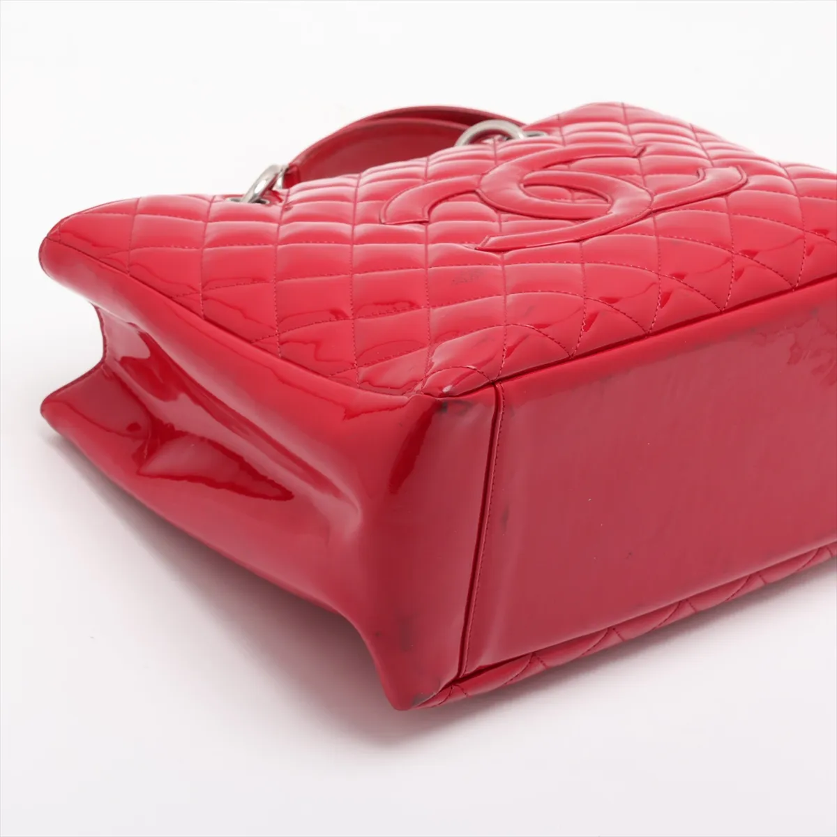 GST Patent Leather Chain Tote Bag, Red, Silver Hardware, 13192565, Serial Number 13-series, A50995 — view 4
