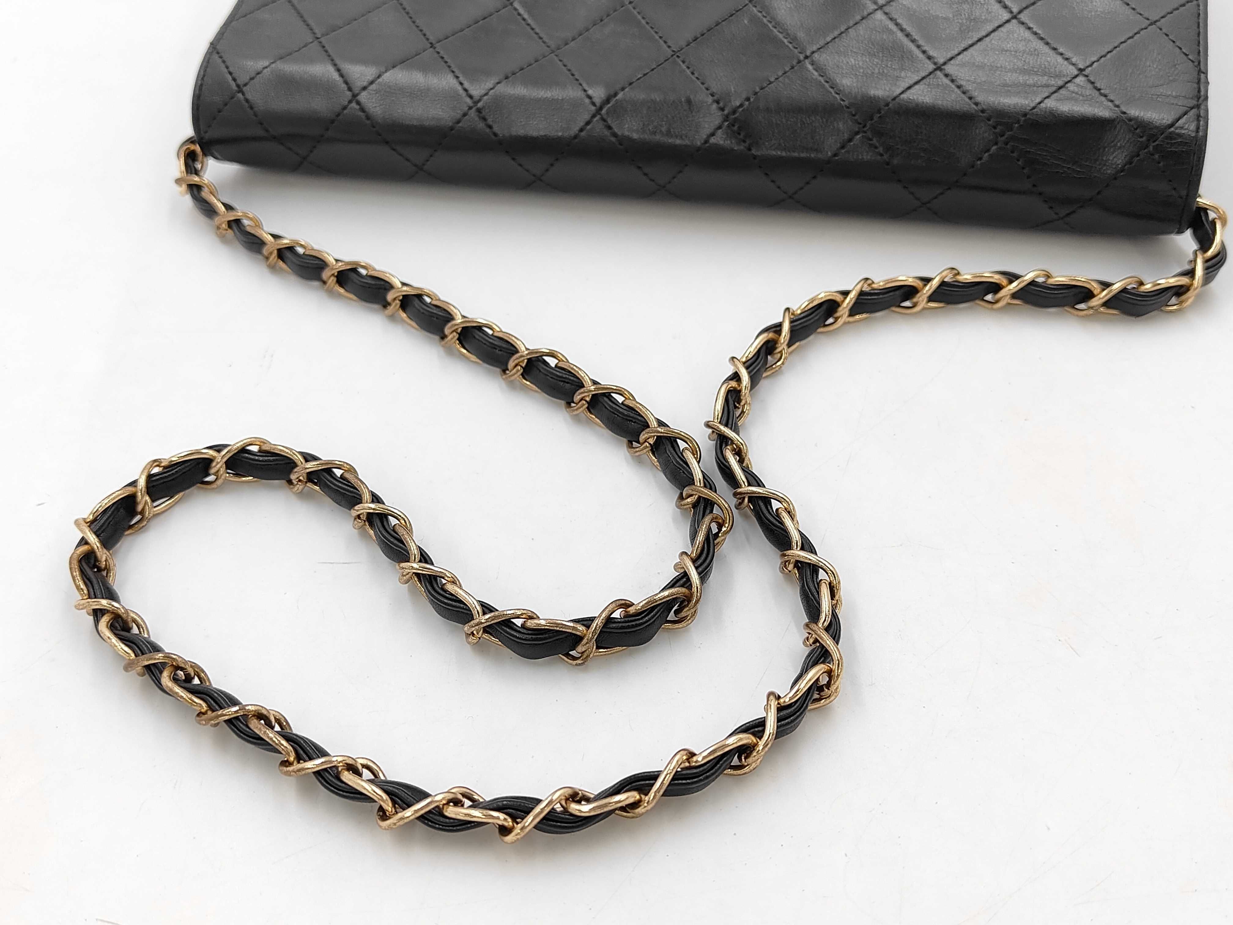 Matelassé Chain Shoulder Bag (with seal) — view 3