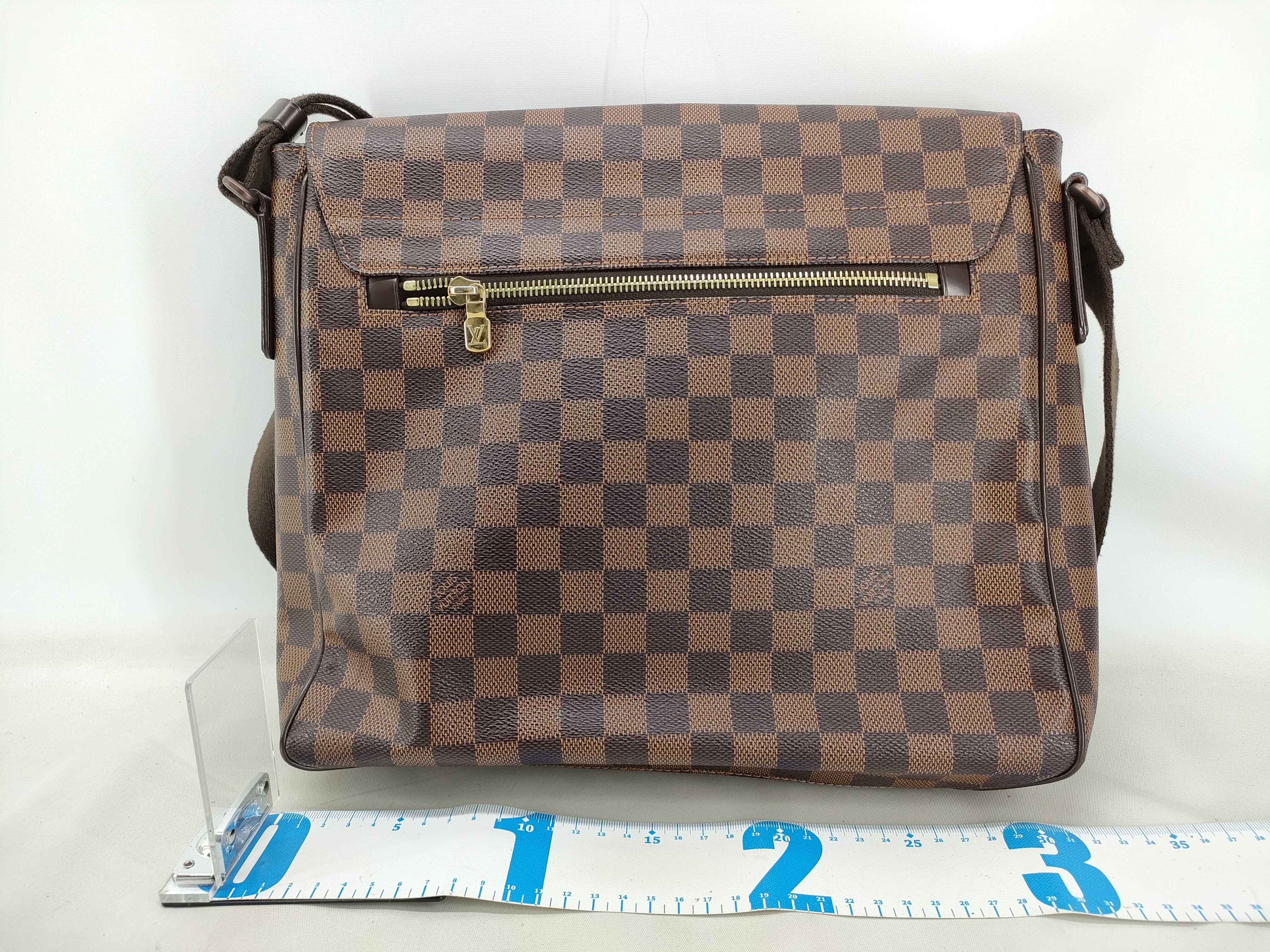 Damier Louis Vuitton Damier Shoulder Bag — view 2