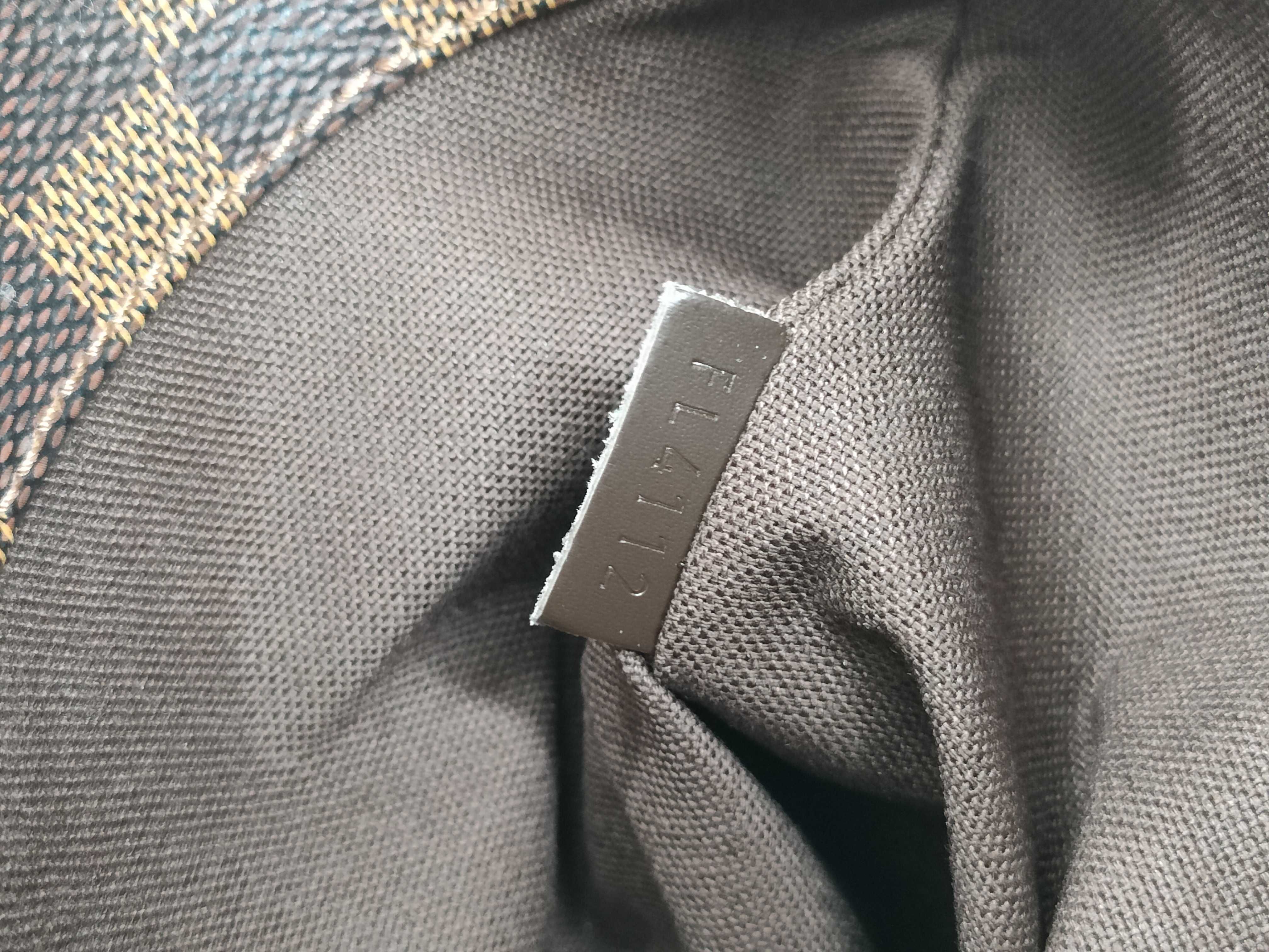 Damier Louis Vuitton Damier Shoulder Bag — view 13