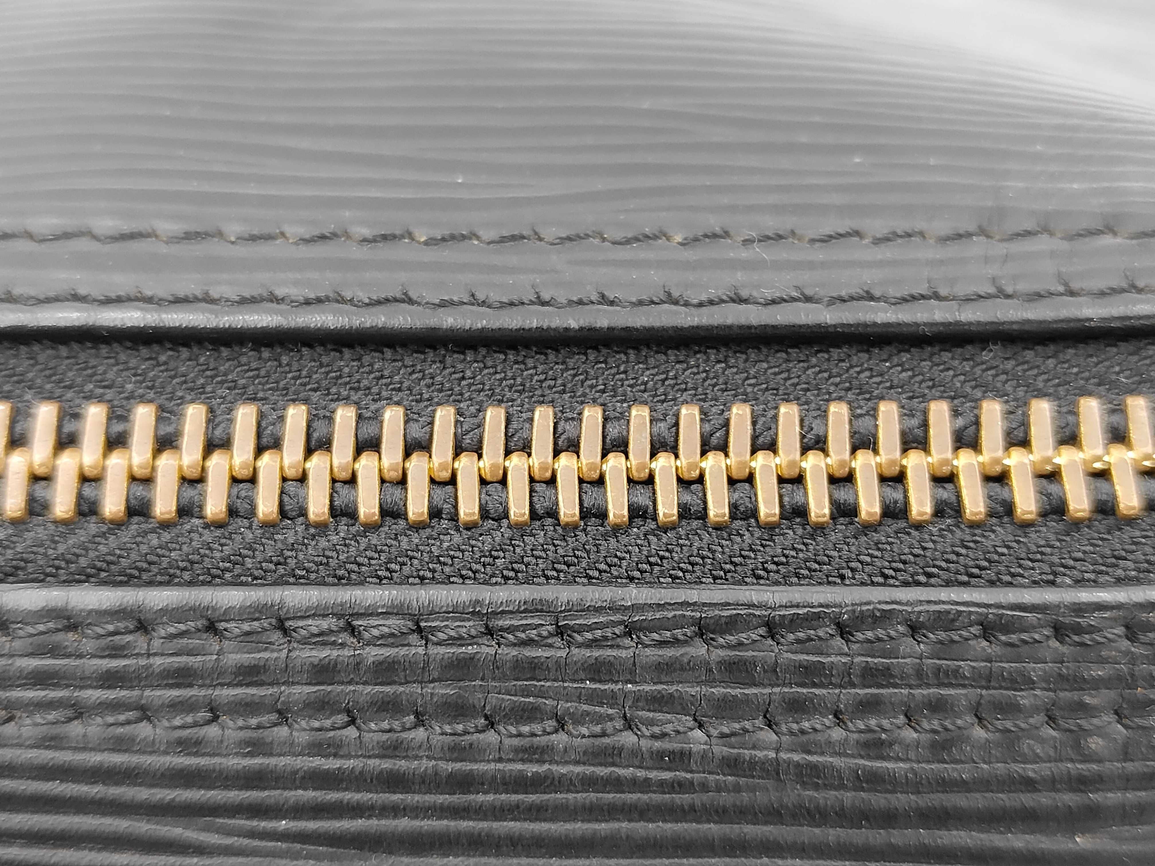 Keepall 45 Epi Noir M42972 VI8903 Boston Bag — view 4