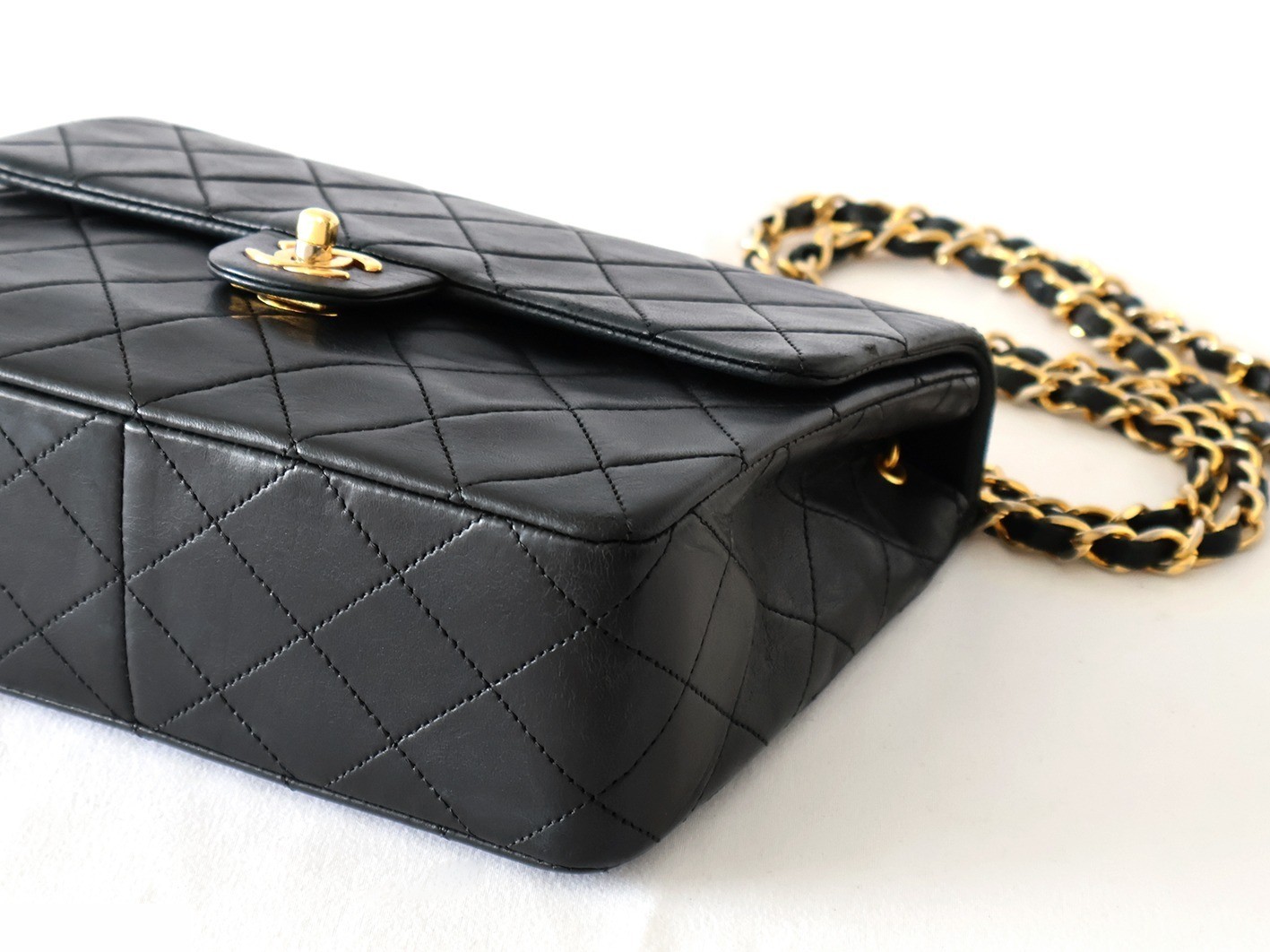 Mini Matelassé 20 Lambskin Chain Shoulder Bag, Black — view 4