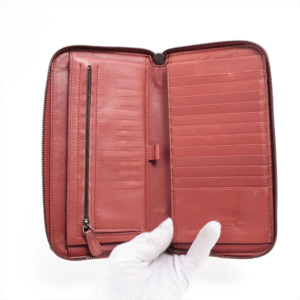 Intrecciato Leather Round Zip Wallet Brown — view 3