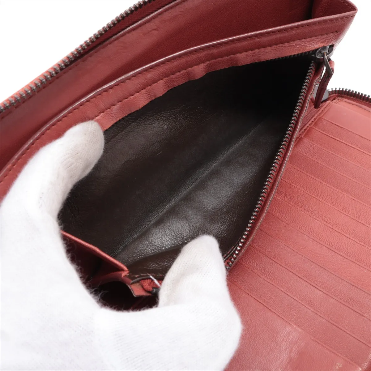 Intrecciato Leather Round Zip Wallet Brown — view 7