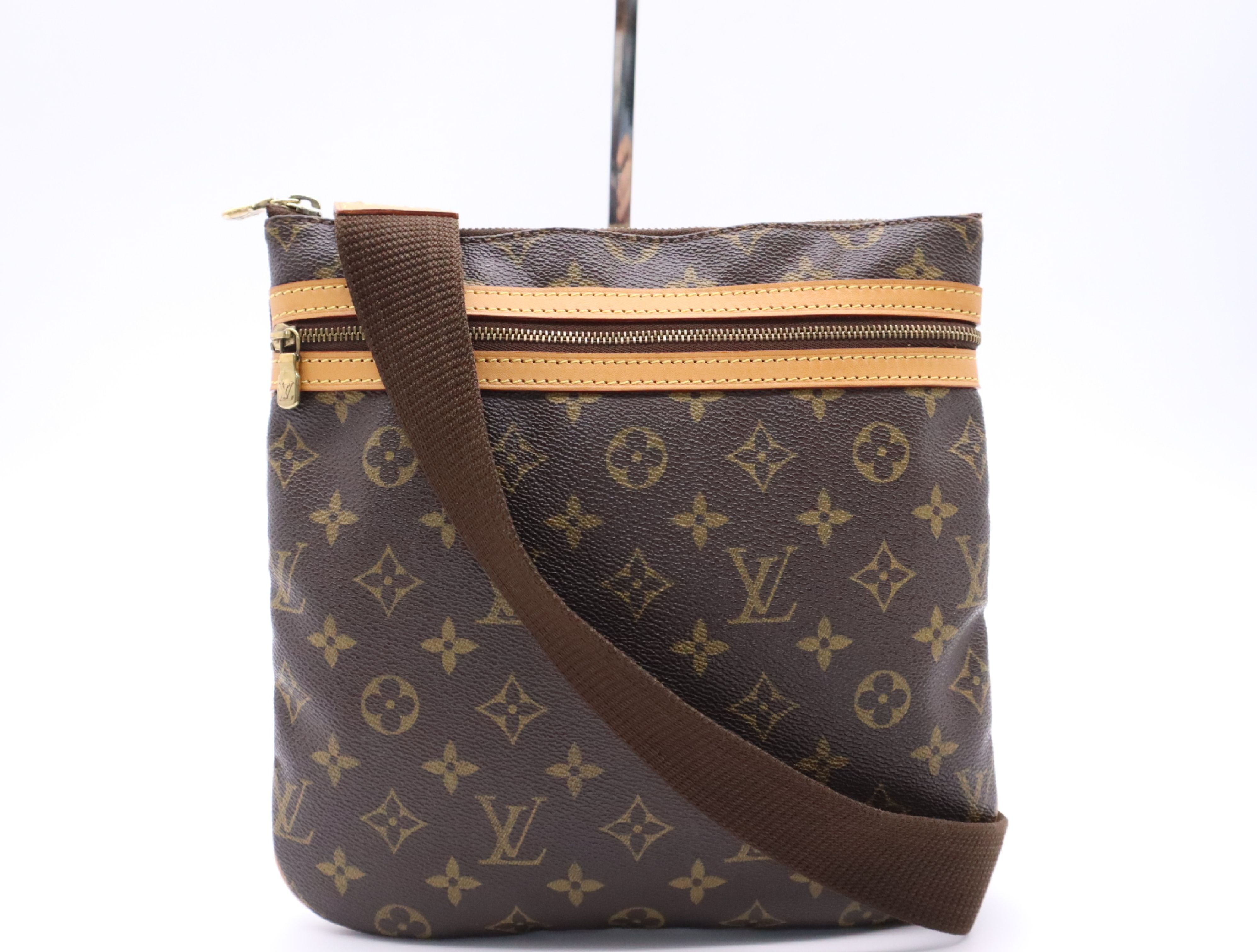 M40044 Monogram Pochette Bosphore Shoulder Bag
