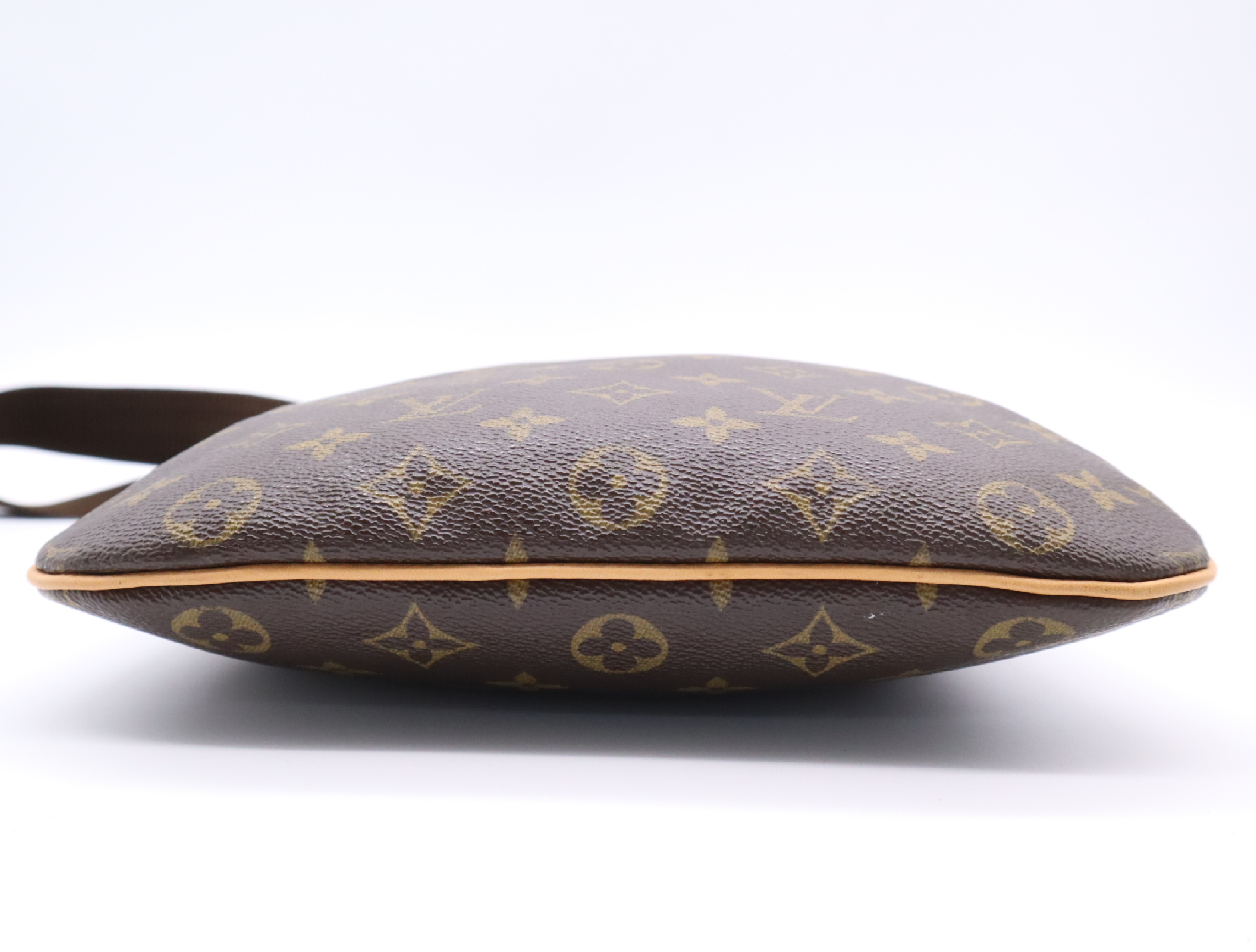 M40044 Monogram Pochette Bosphore Shoulder Bag — view 4