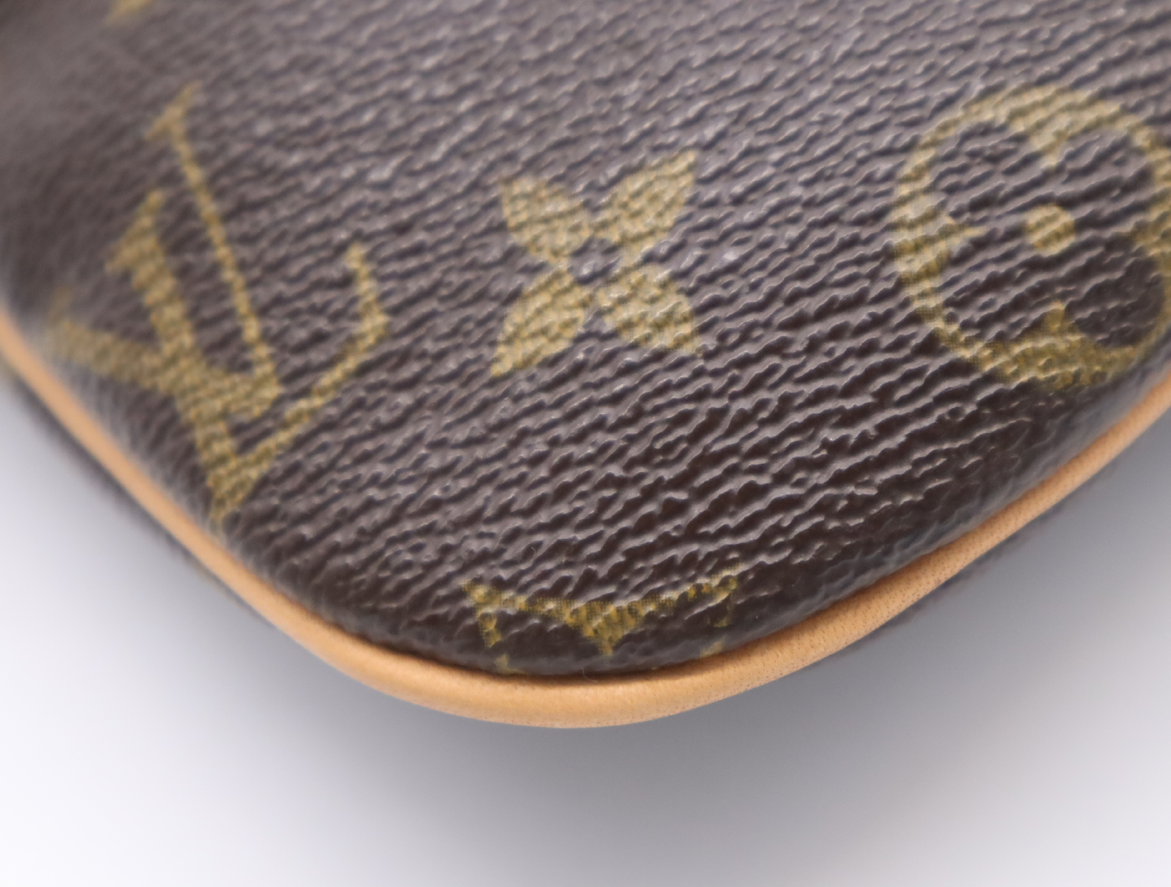 M40044 Monogram Pochette Bosphore Shoulder Bag — view 6