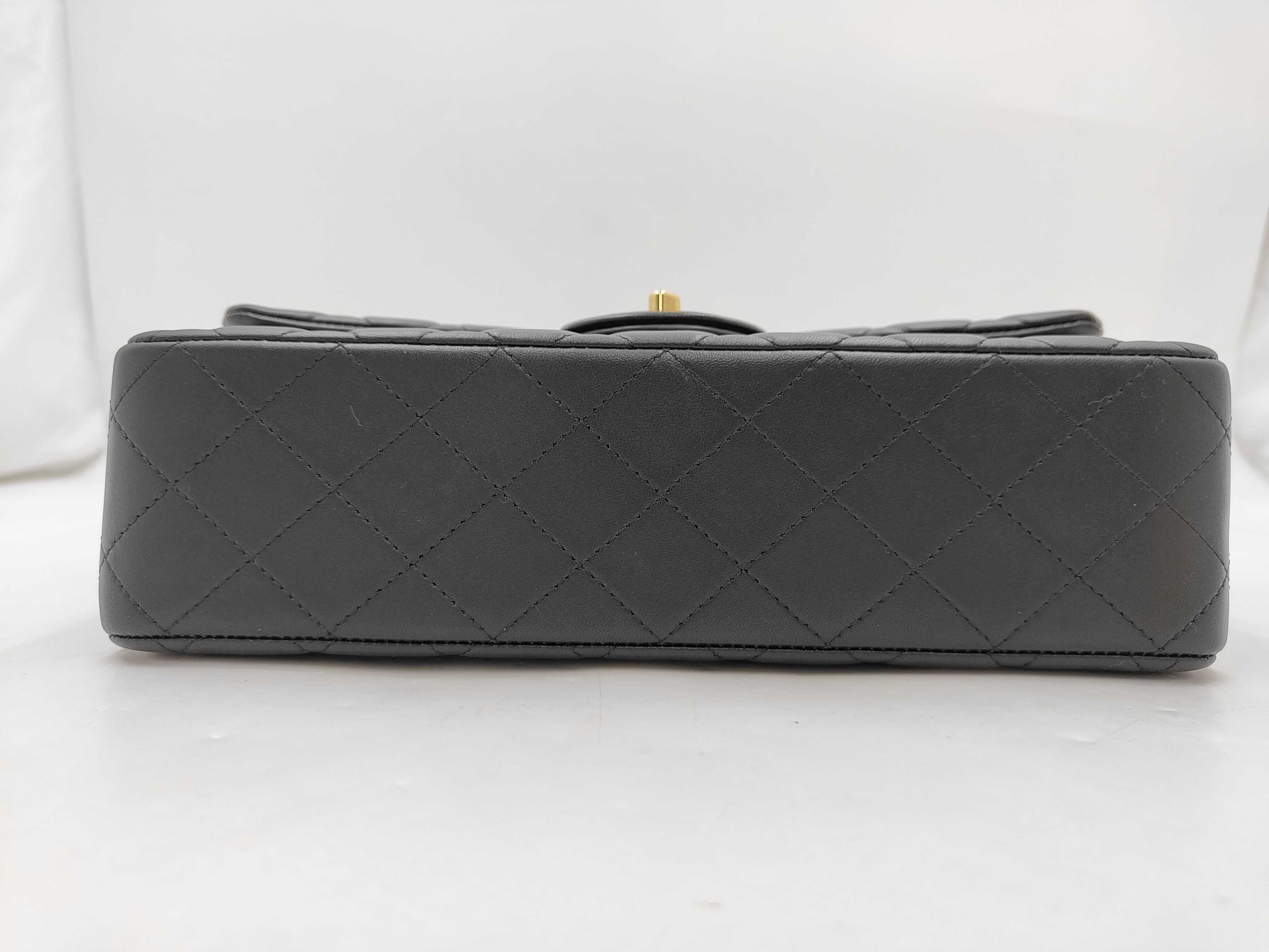 Matelassé 25 Double Flap Lambskin Chain Shoulder Bag (Serial Number 30s) — view 5