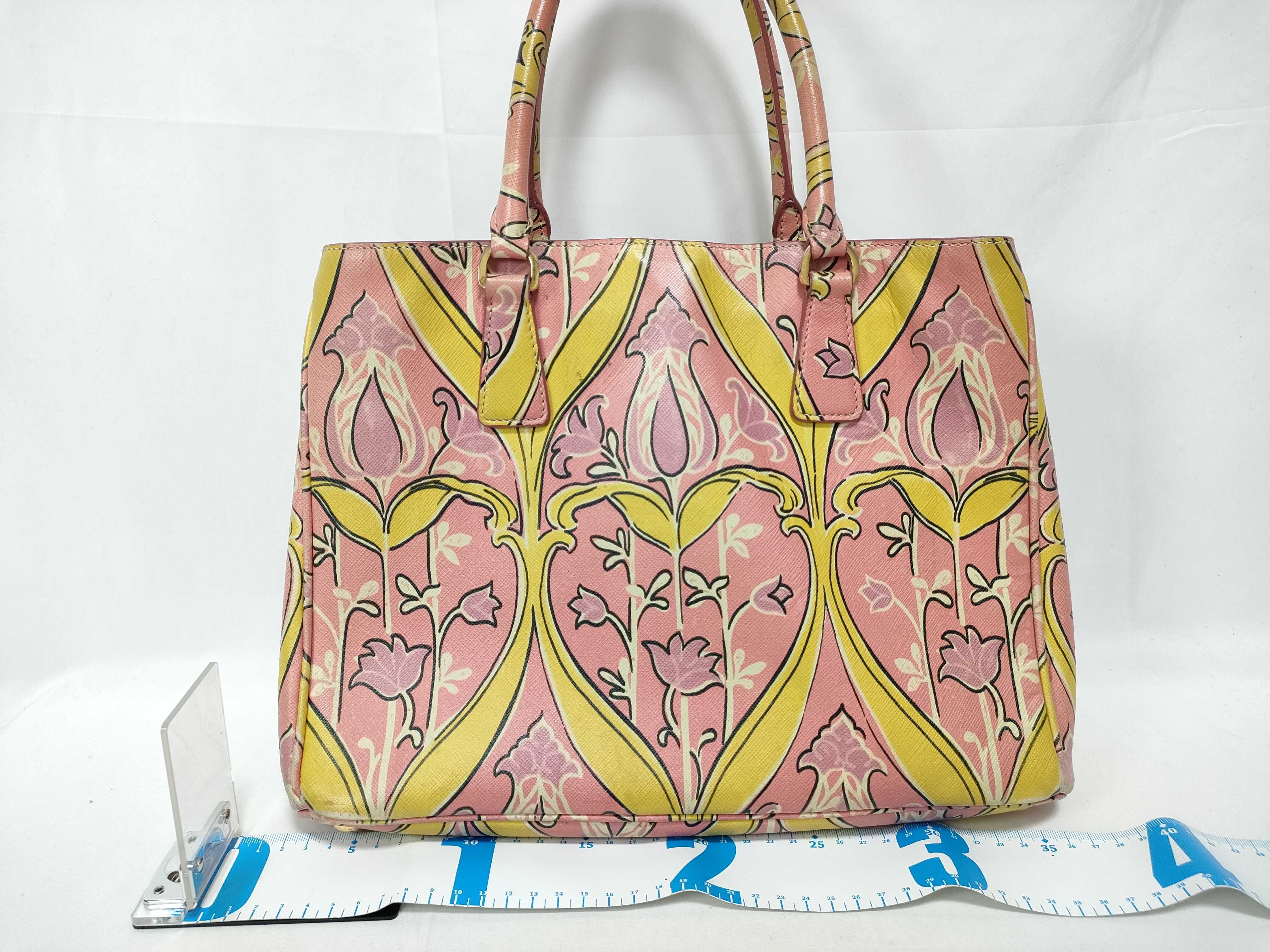 Galleria Saffiano Leather Art Nouveau Floral Print Tote Bag (Pink) — view 2