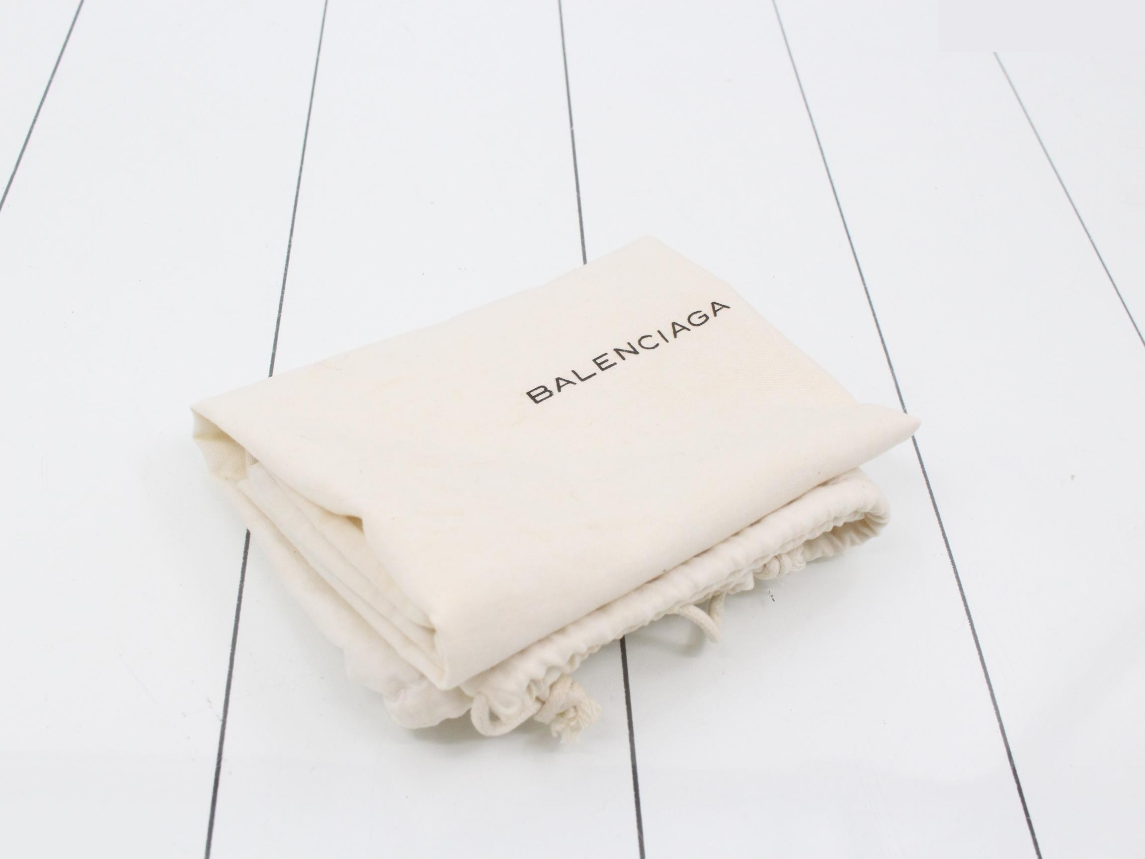 The First Shoulder Bag - 103208 — view 7