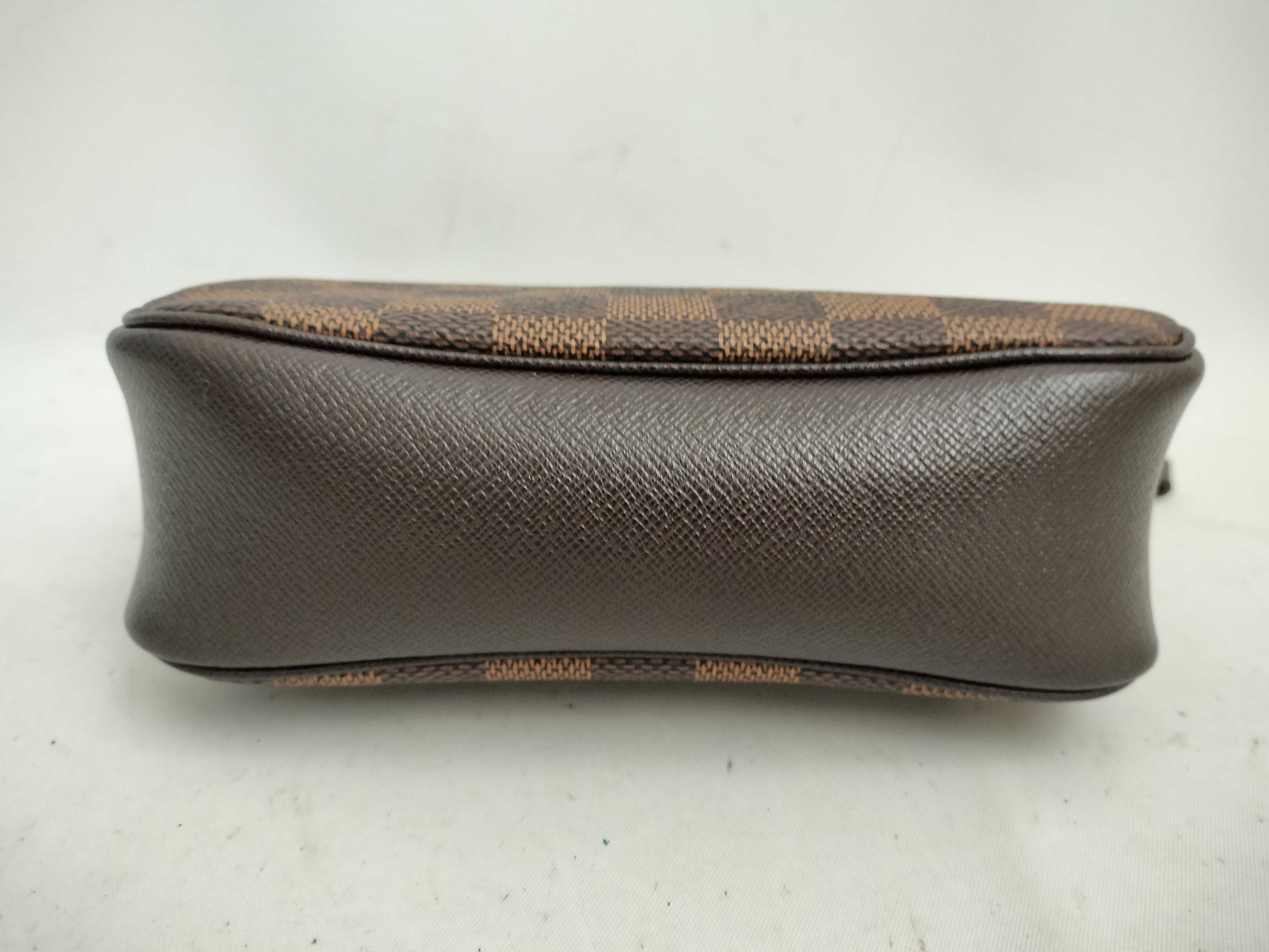 Damier Truth Makeup Shoulder Bag — view 7