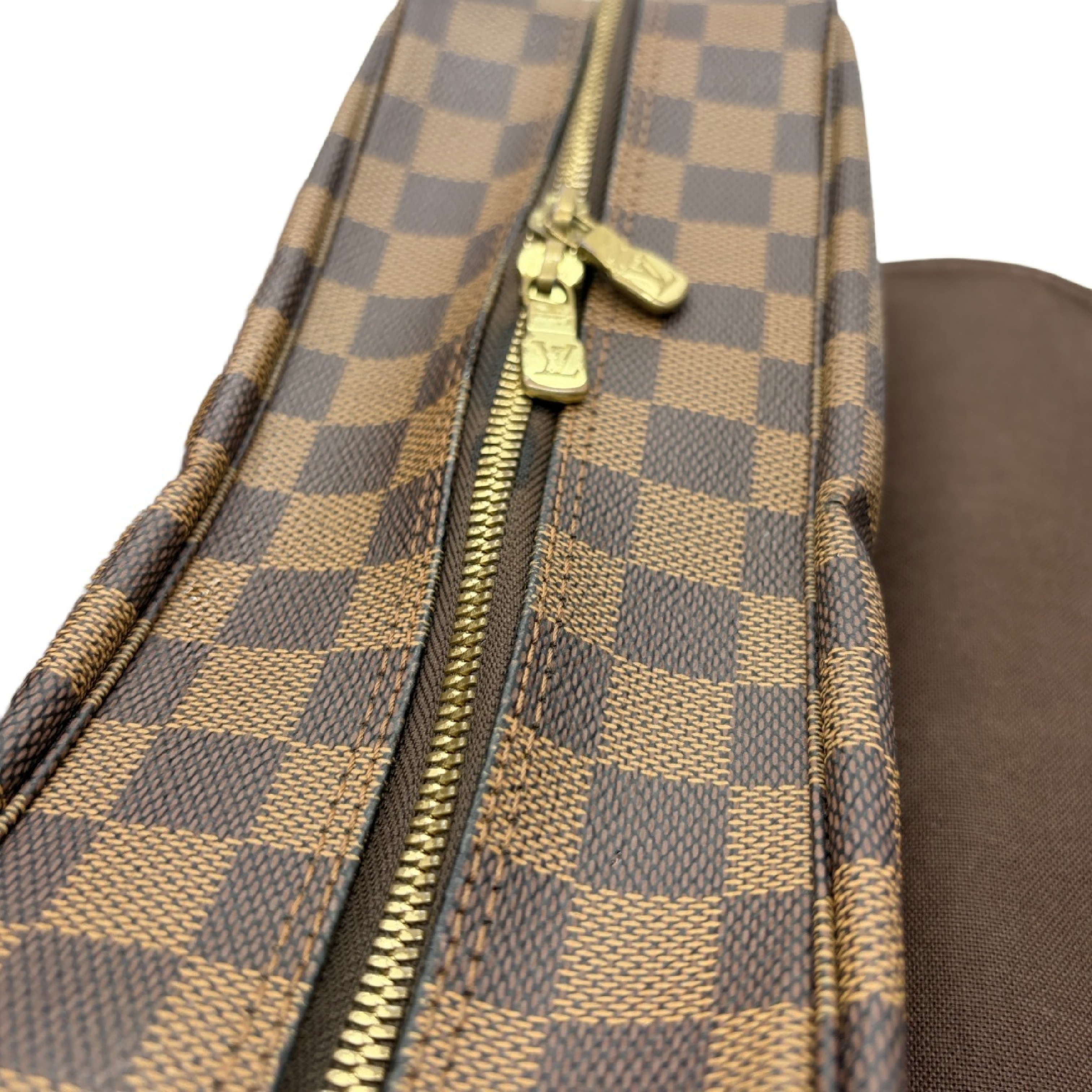 Damier Ebene Naviglio Messenger Bag Shoulder Bag — view 11