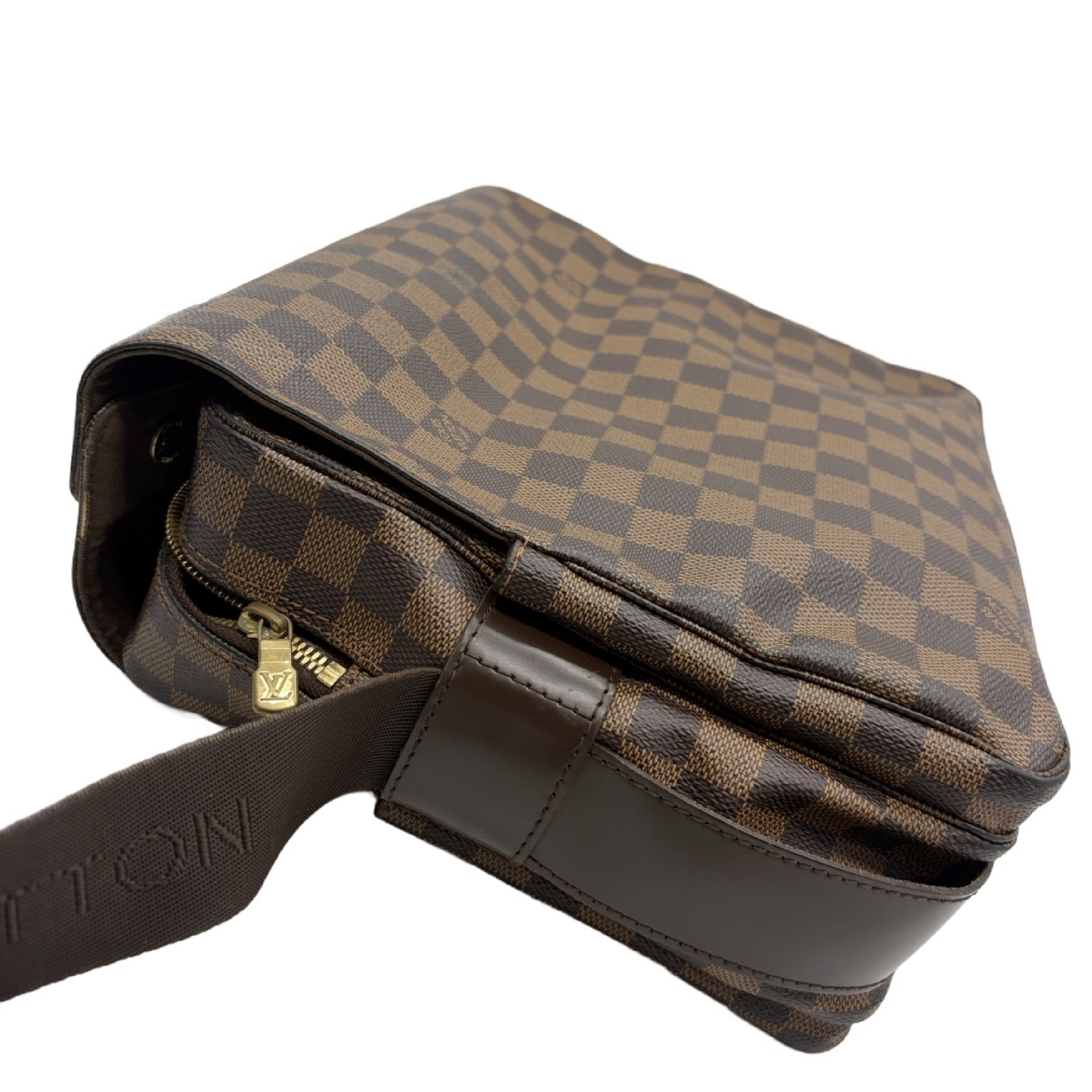 Damier Ebene Naviglio Messenger Bag Shoulder Bag — view 3