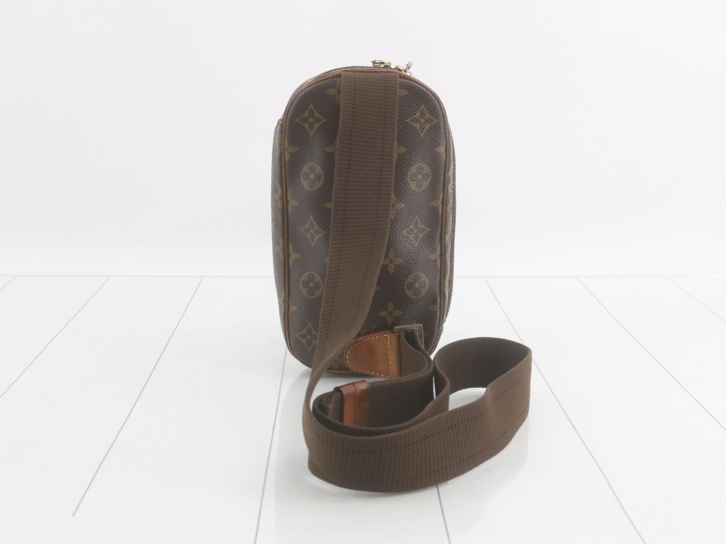 Pochette Gange — view 2