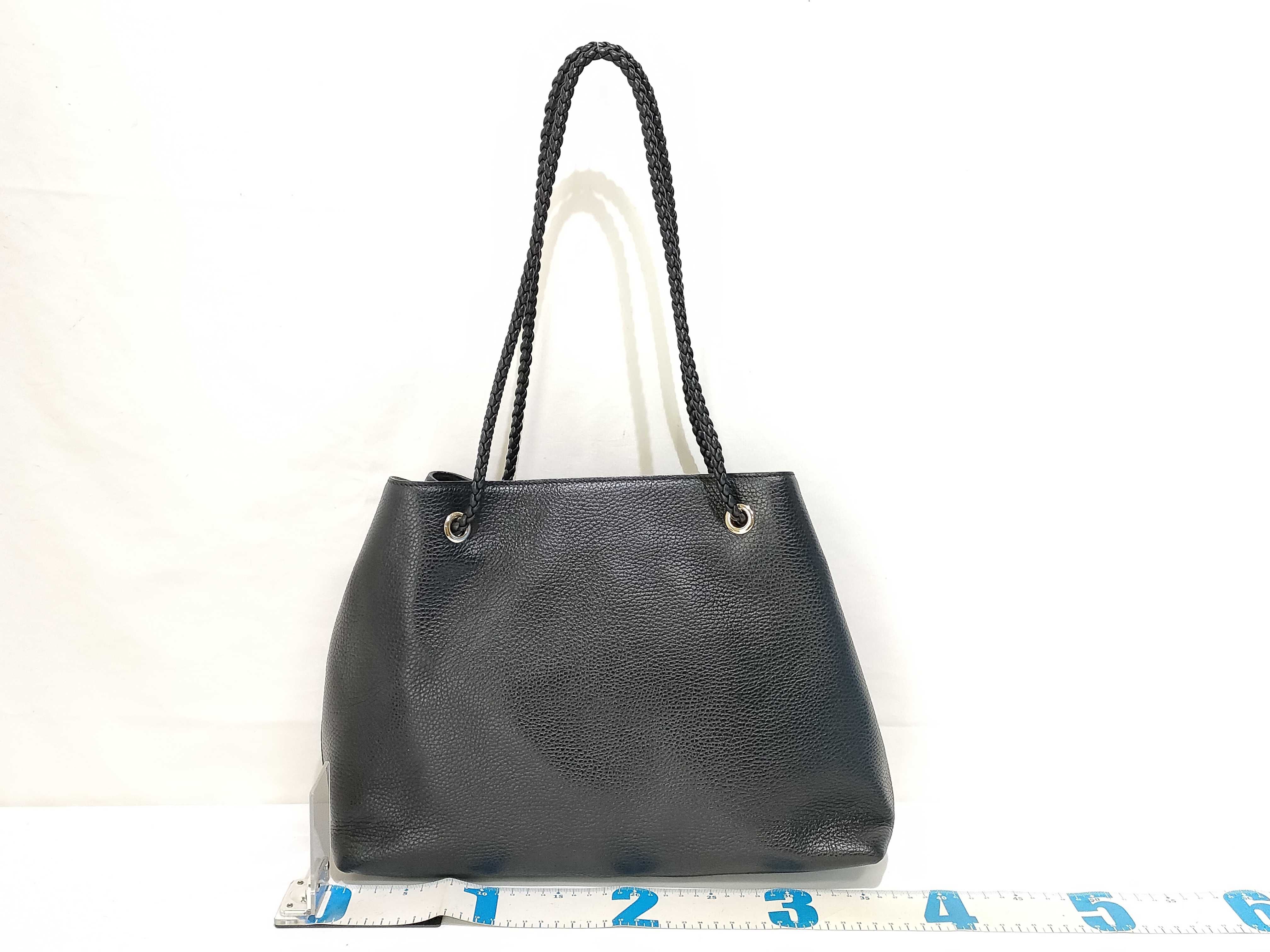 PH- Puffed Tote Bag Black Leather Tote Bag — view 2