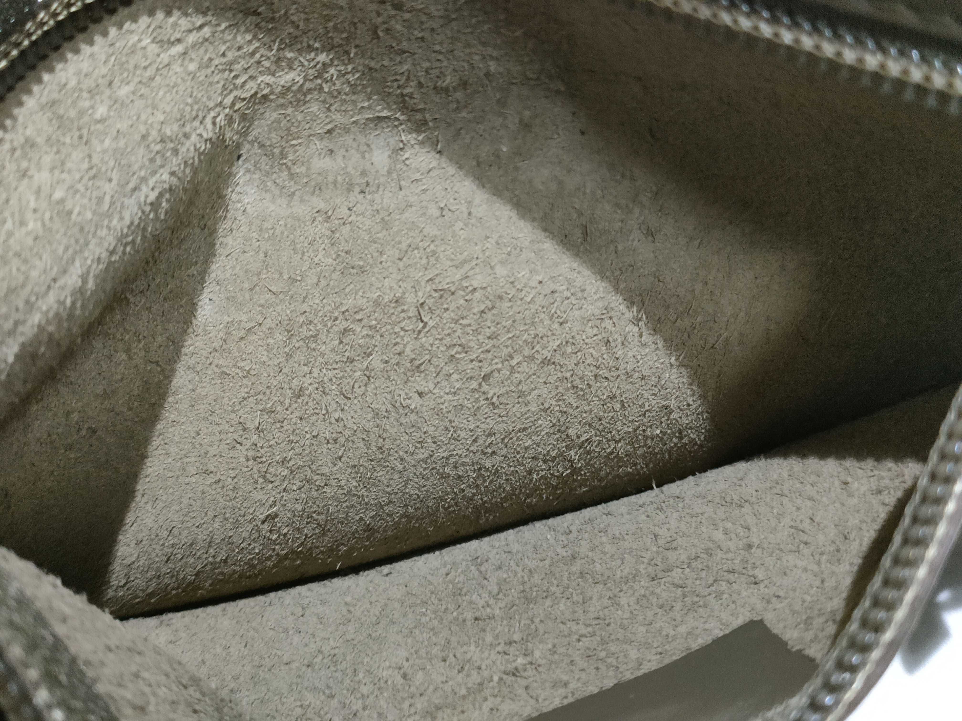 shoulder bag — view 15