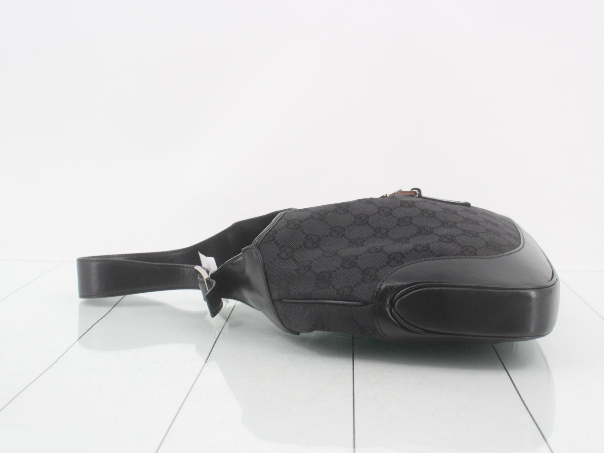 GG Canvas Jackie Shoulder Bag — view 4