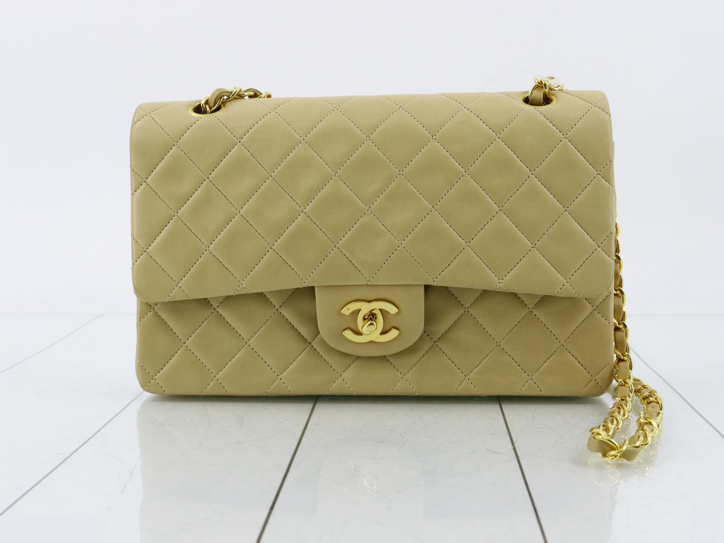 Matelassé Chain Shoulder Bag with Double Flap