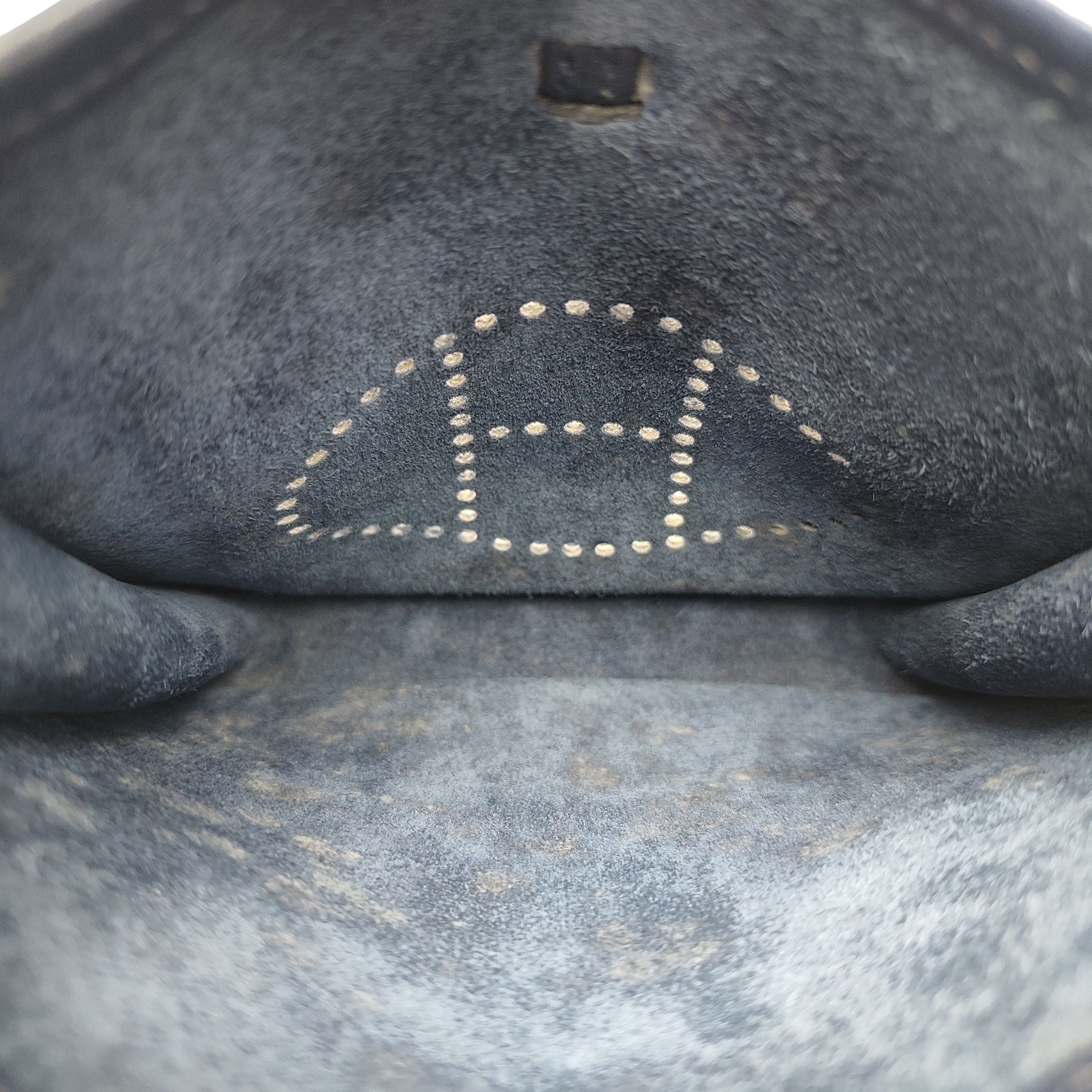 【*Shipped from: China*】HERMES Evelyne Leather Z Shoulder Bag — view 6