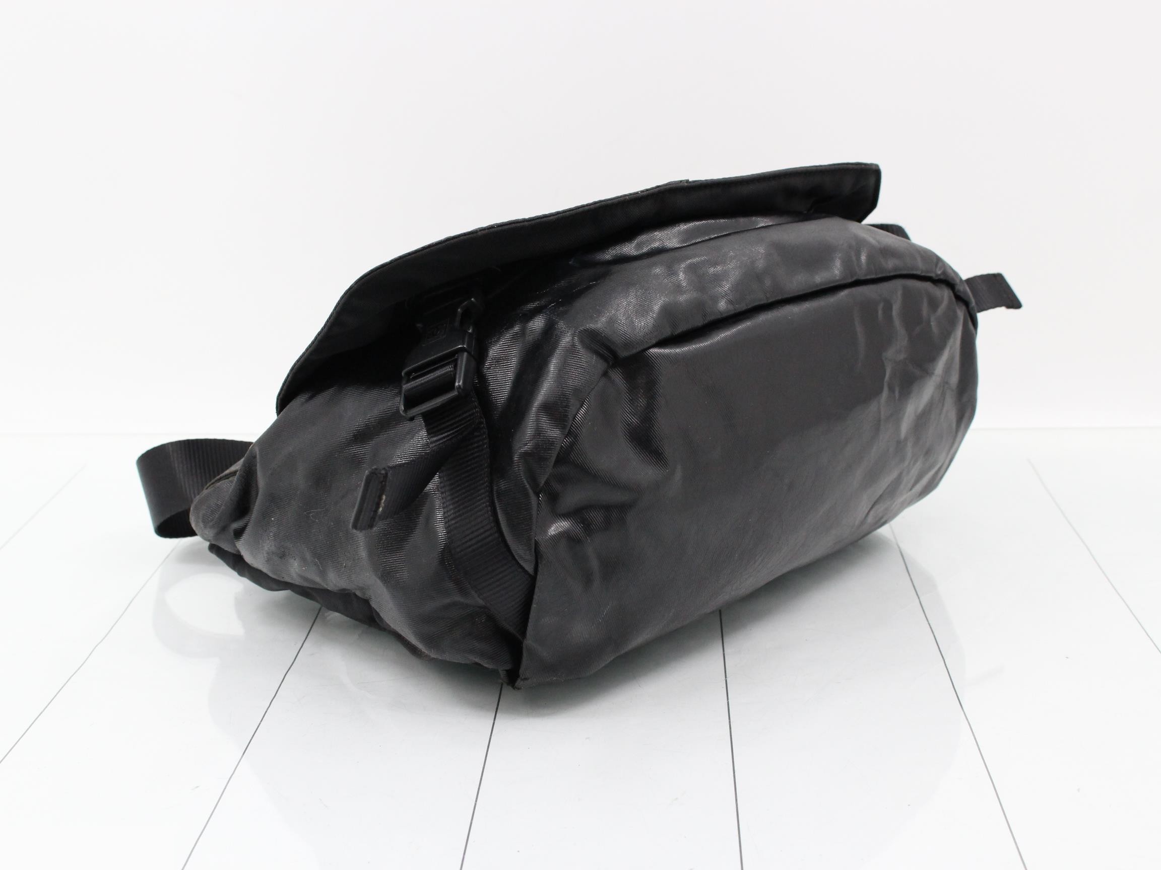 Sports line shoulder bag — view 5