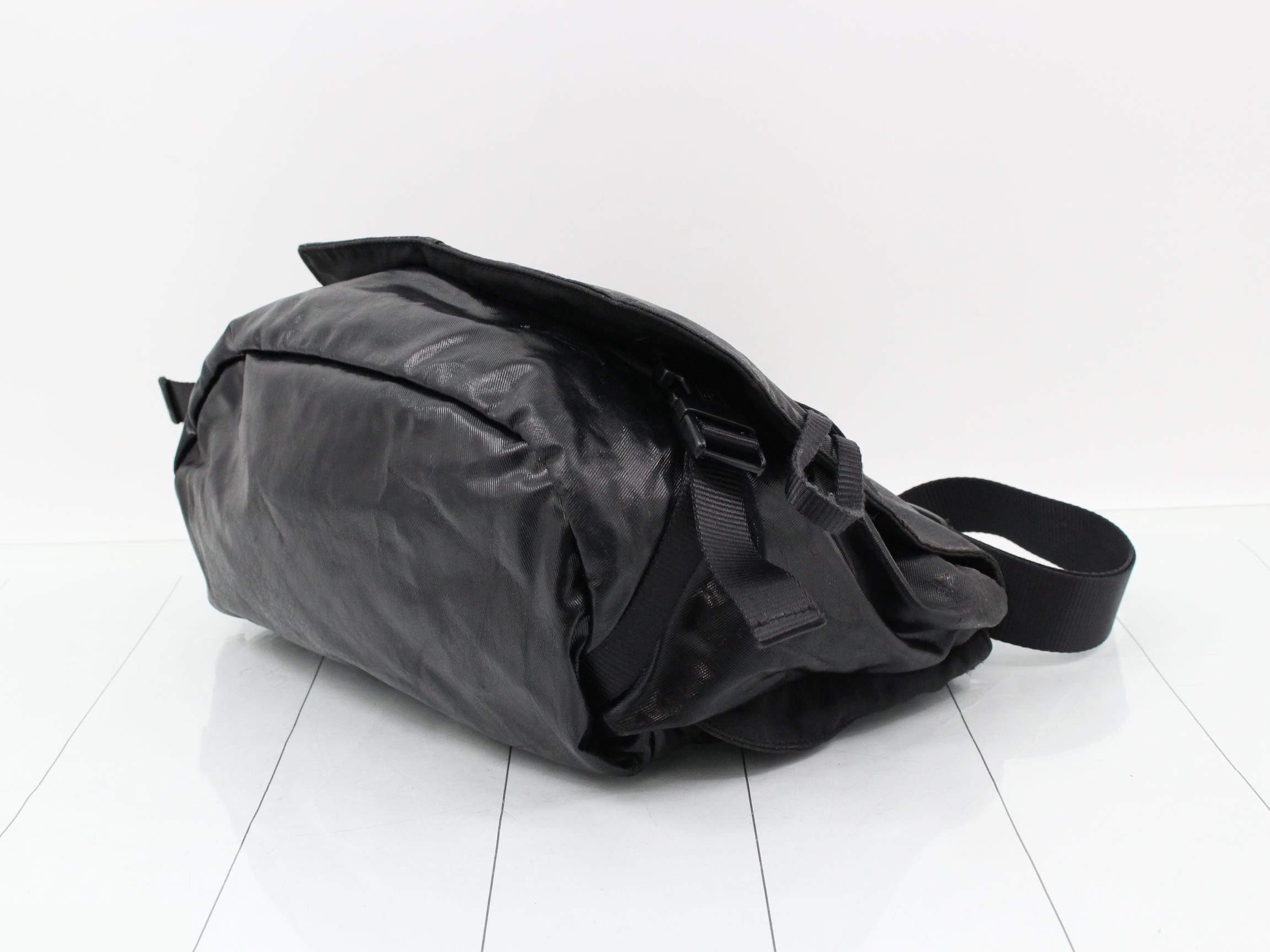 Sports line shoulder bag — view 6