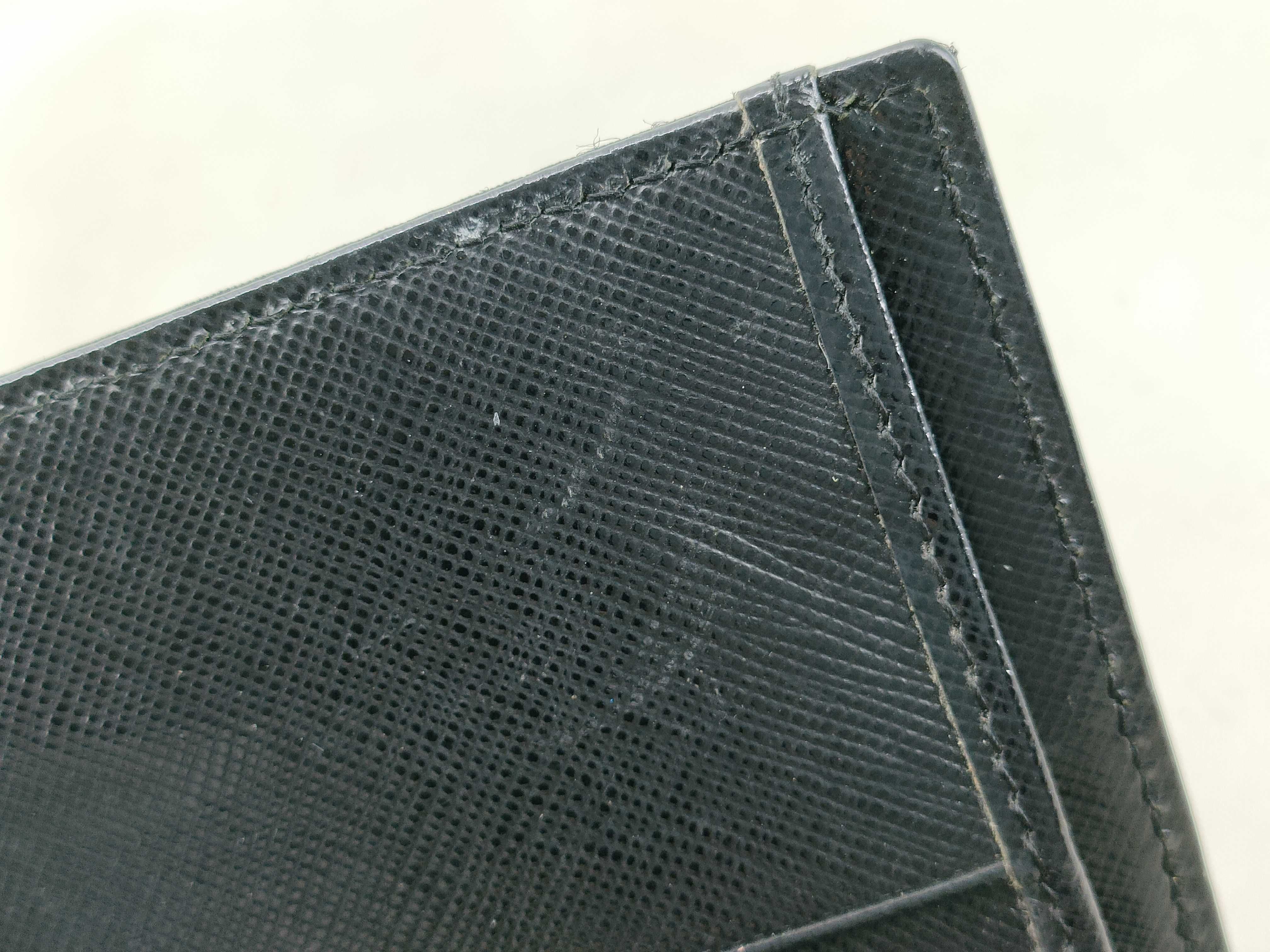 nylon bifold wallet with triangular logo hardware. — view 14
