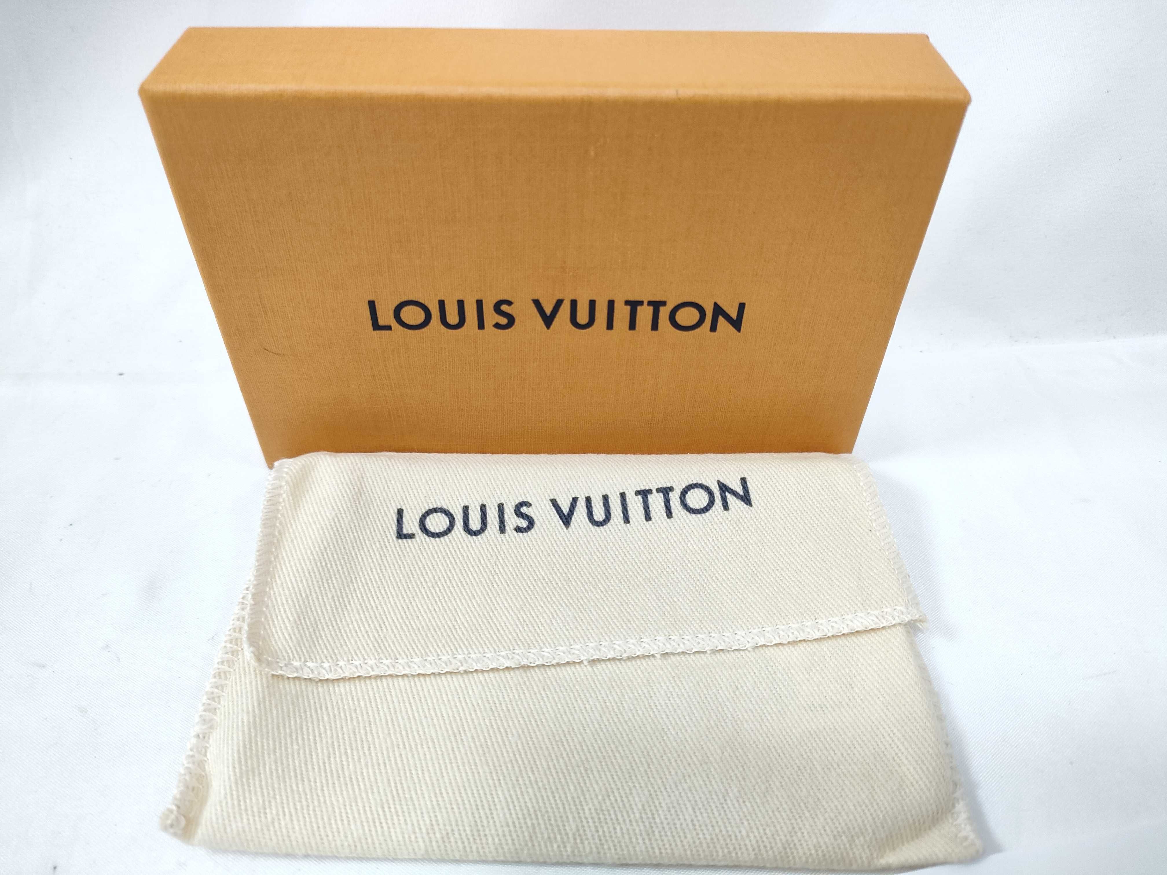 Monogram Louis Vuitton Key Case Wallet — view 15