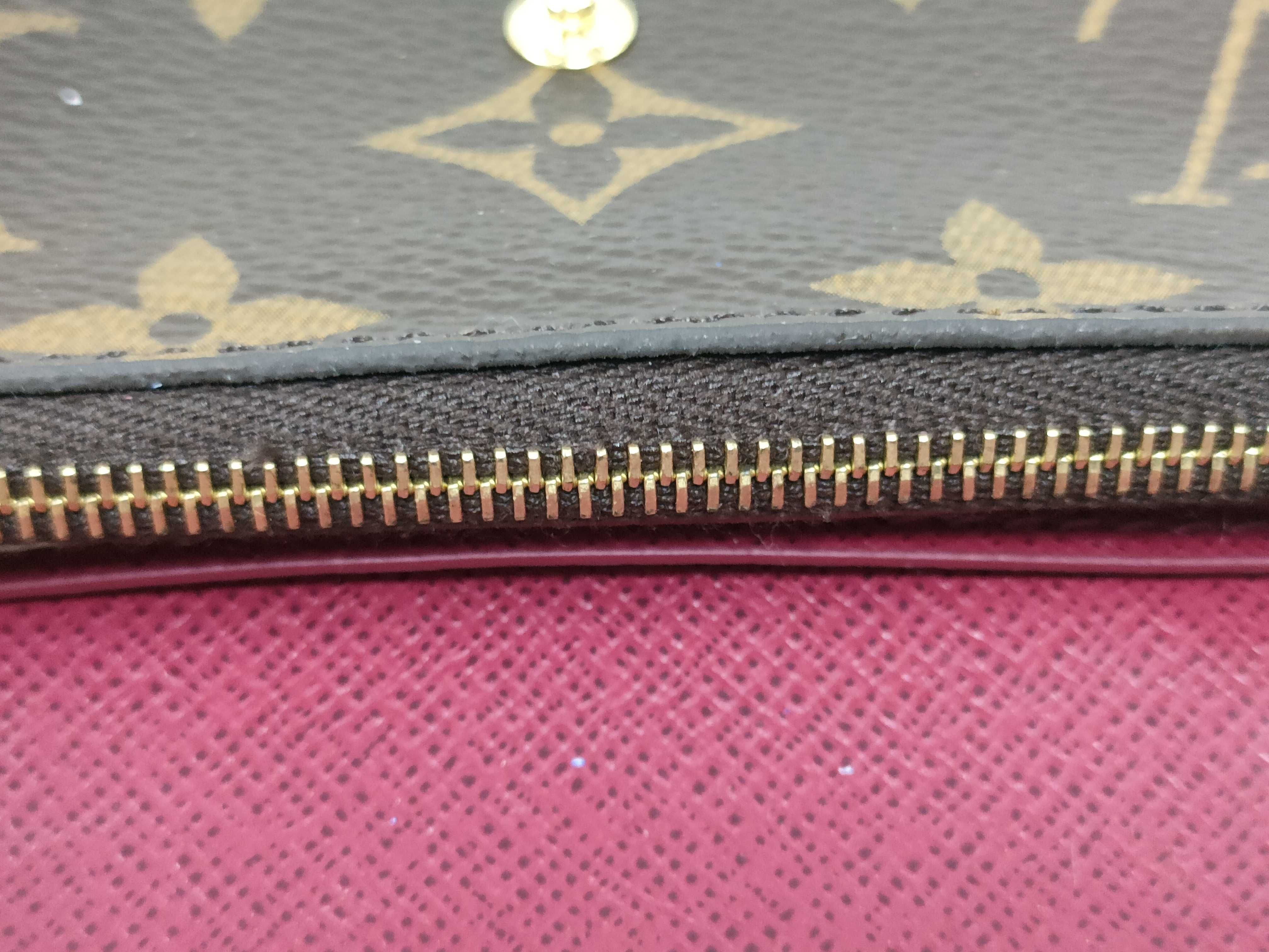 Monogram Louis Vuitton Key Case Wallet — view 10