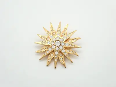 Other lines: Precious metals and brooches