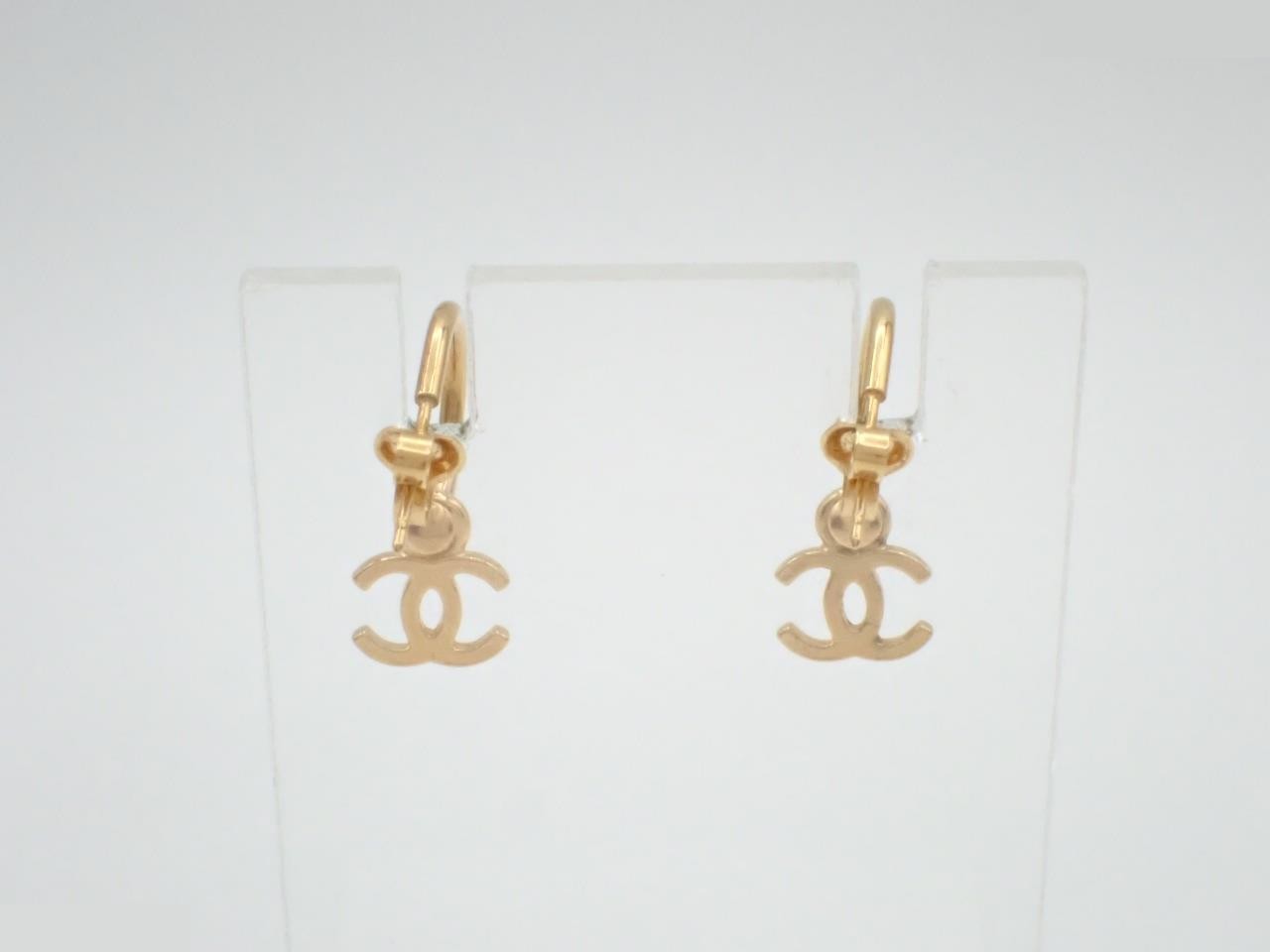 Coco mark gold earrings — view 2