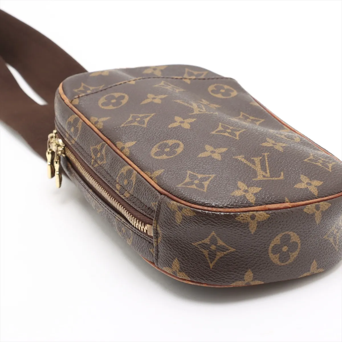 Monogram Pochette Ganju M51870 CA0064 Brown — view 4