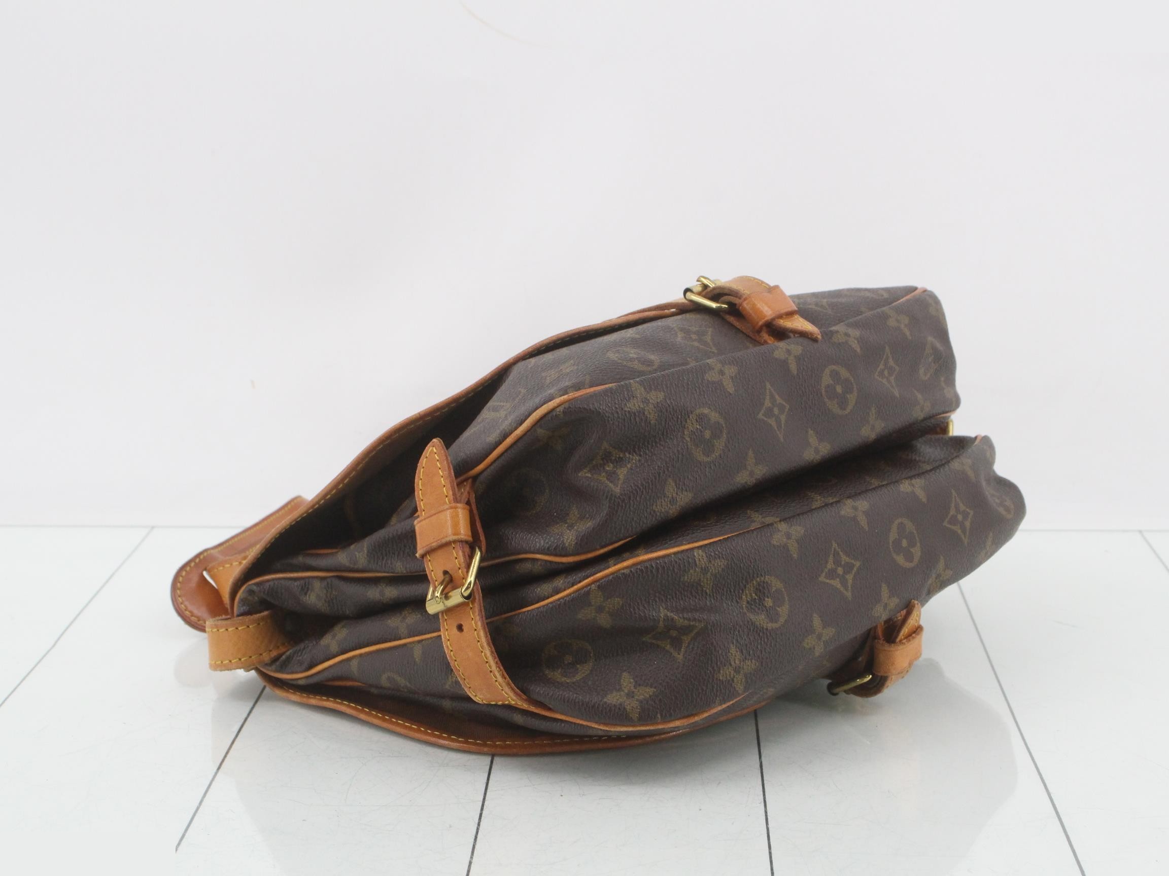 Saumur 30 Monogram Shoulder Bag M42256 — view 5