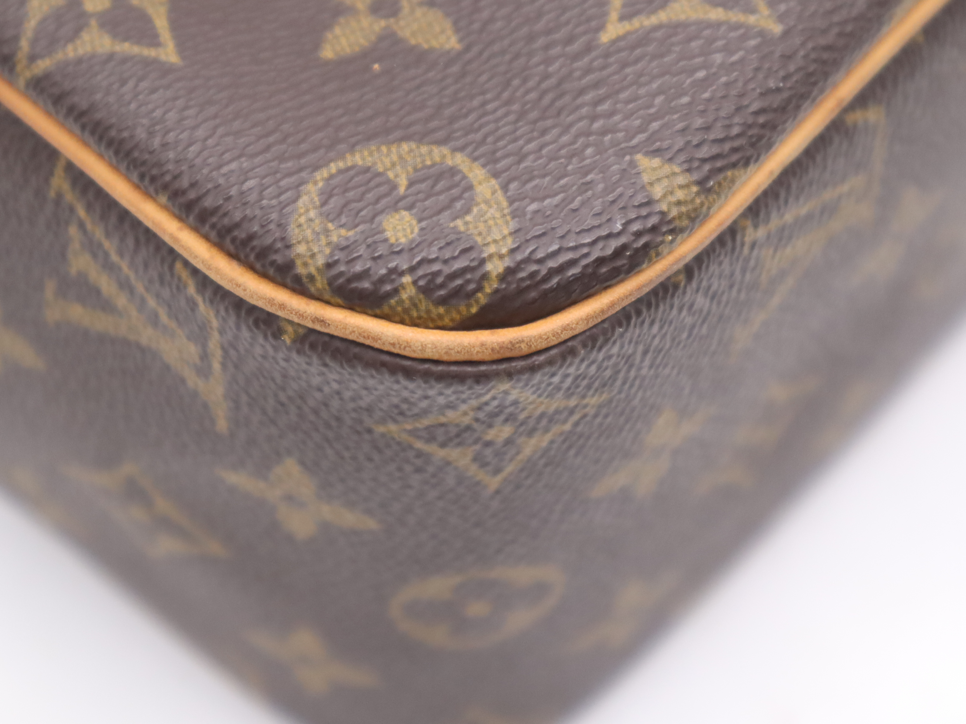 M51182 Monogram Cite MM Shoulder Bag — view 10