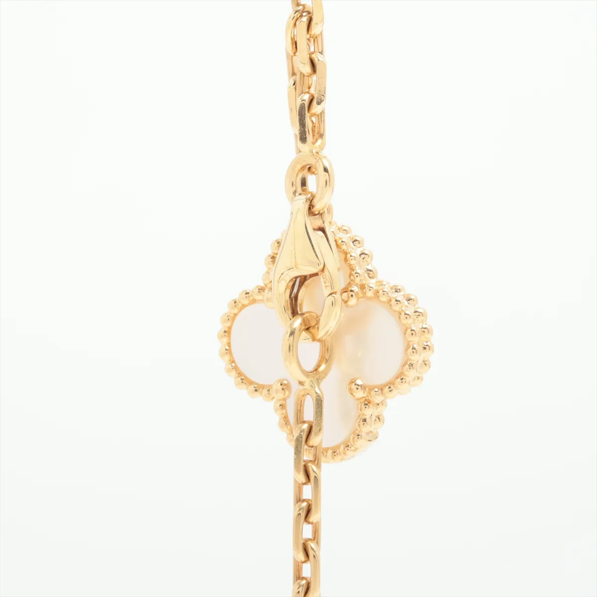 Magic Alhambra 6P Shell Onyx Necklace 750 (YG) 27.1g JE270558 (Bent clasp, exposed spring, — view 4
