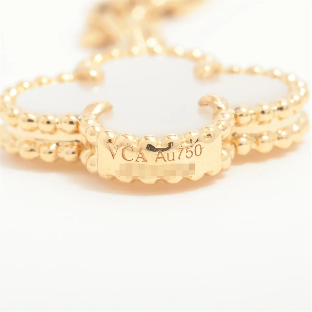 Magic Alhambra 6P Shell Onyx Necklace 750 (YG) 27.1g JE270558 (Bent clasp, exposed spring, — view 5