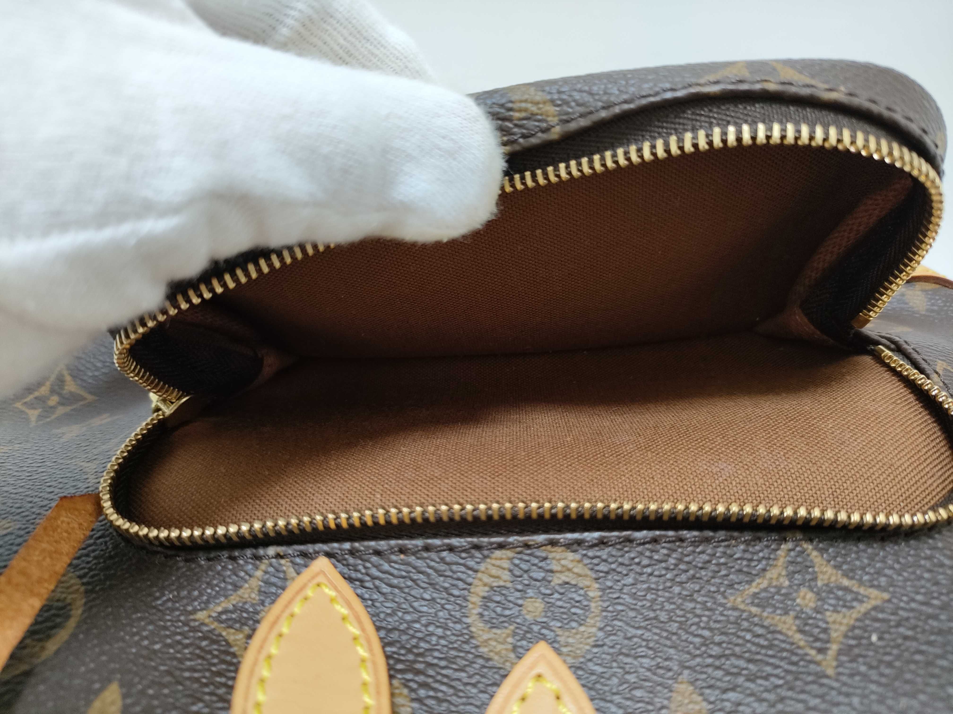 Monogram Montsouris Backpack (Excellent Condition) — view 15
